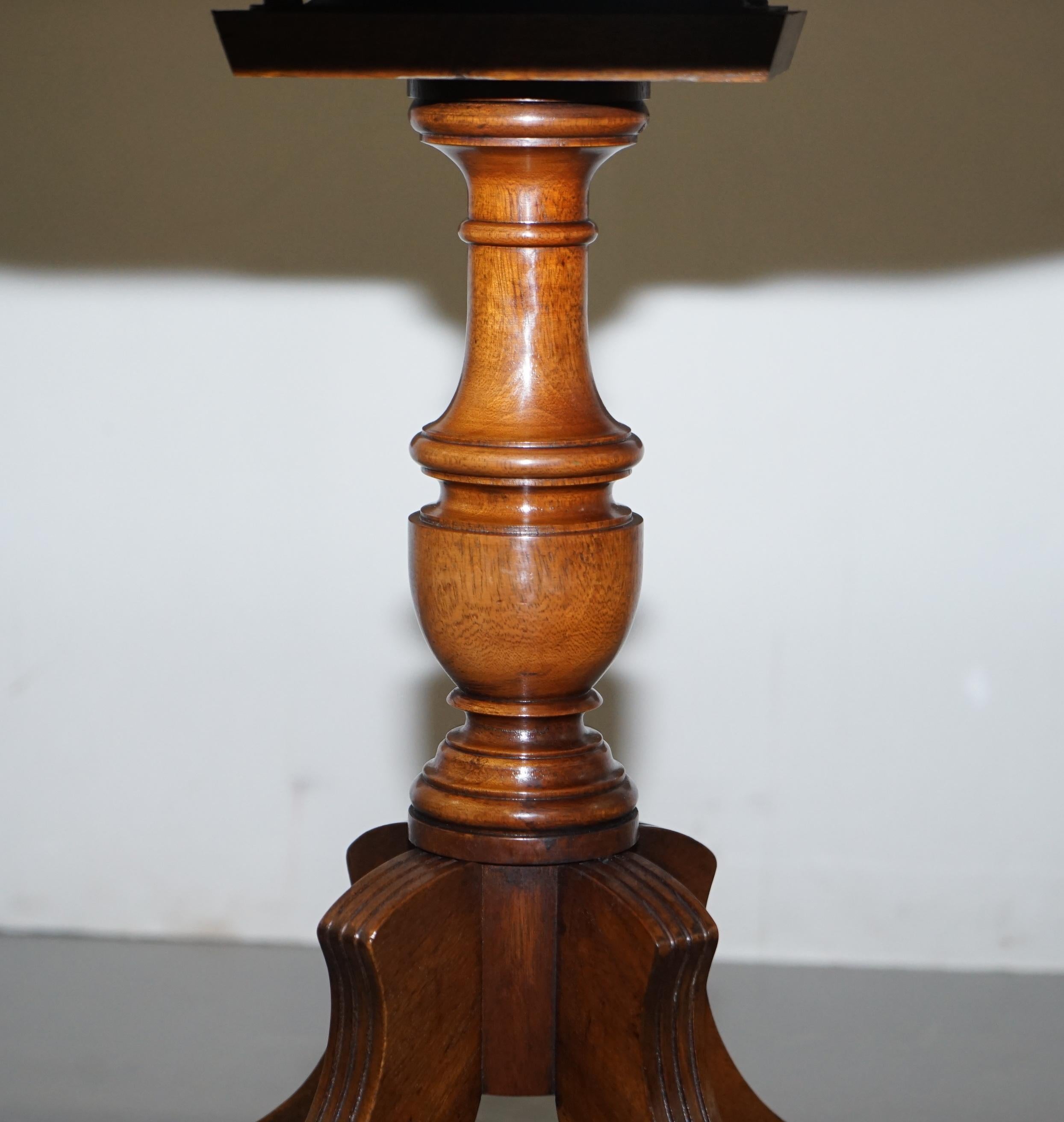 Stunning Revolving Vintage English Regency Style Drum Side End Lamp Wine Table For Sale 7