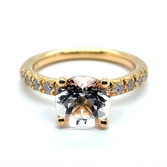 Stunning Ring with Morganite and Diamonds in 18 Karat Red Gold by Lohri
