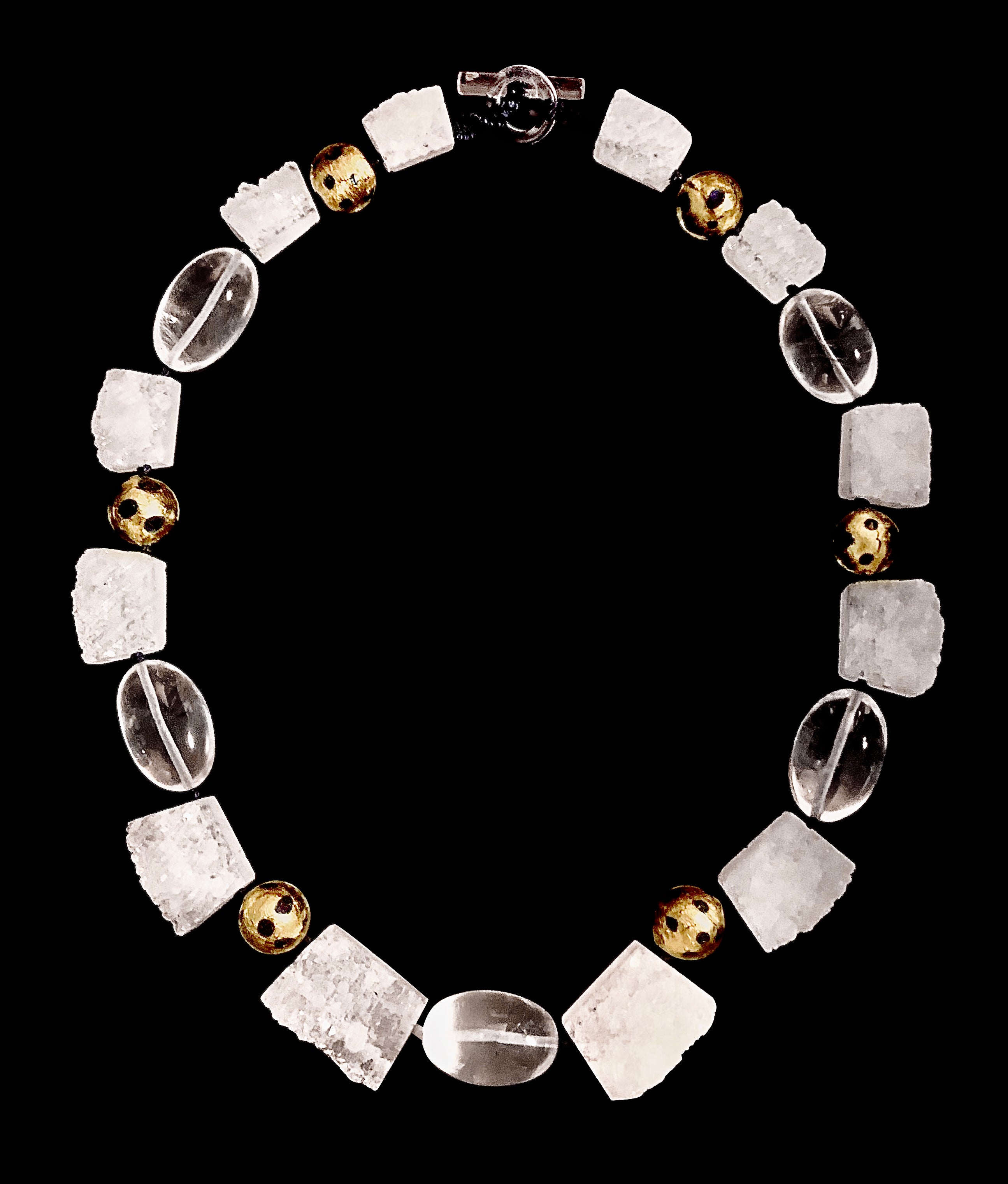 Splendida collana di cristallo di rocca e perline di vetro veneziano