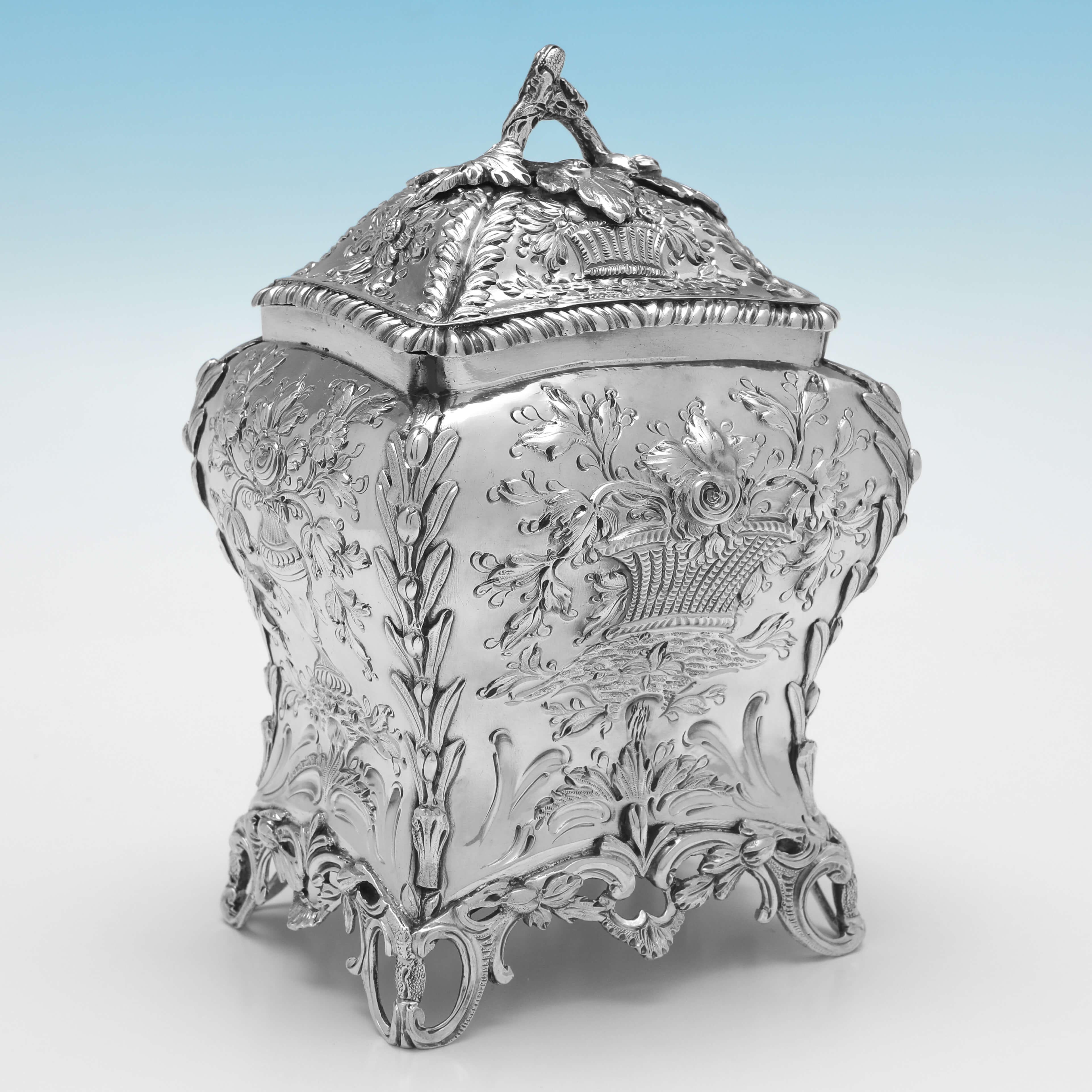 Mid-18th Century Stunning Rococo Pair of Antique Sterling Silver Tea Caddies, London, 1768 For Sale