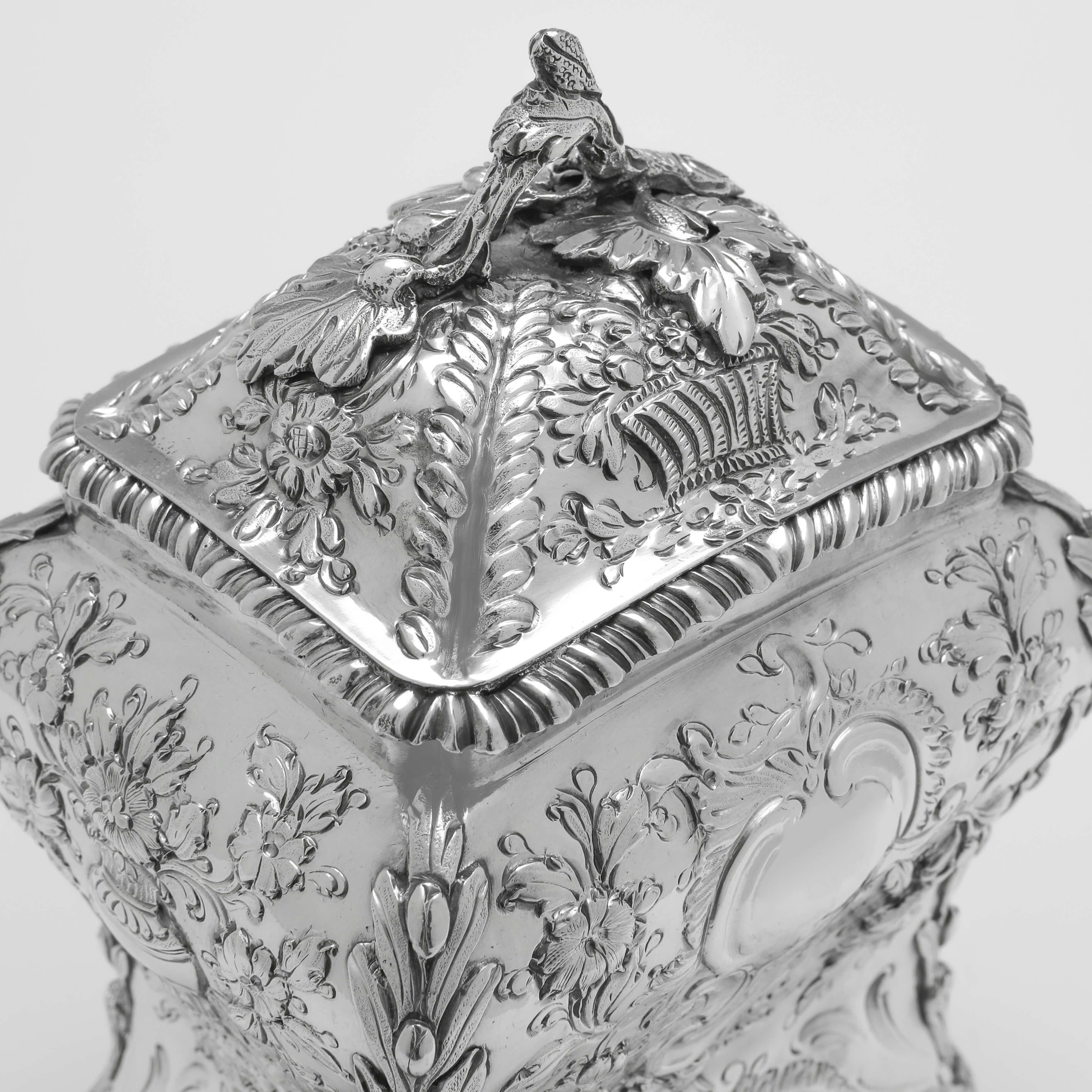 Stunning Rococo Pair of Antique Sterling Silver Tea Caddies, London, 1768 For Sale 2