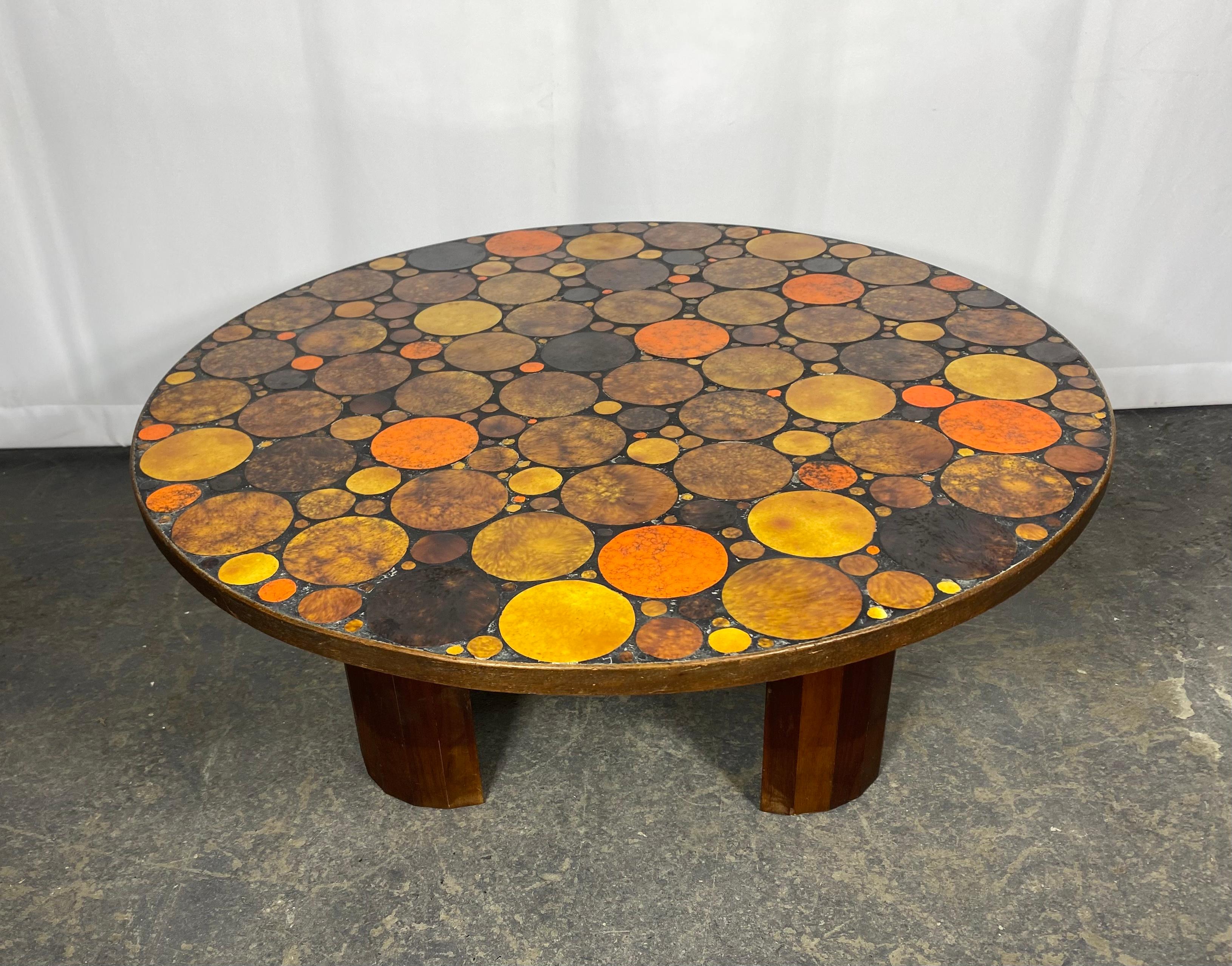 Stunning Roger Capron CERAMIC Tile Top Cocktail / Coffee Table  In Good Condition For Sale In Buffalo, NY