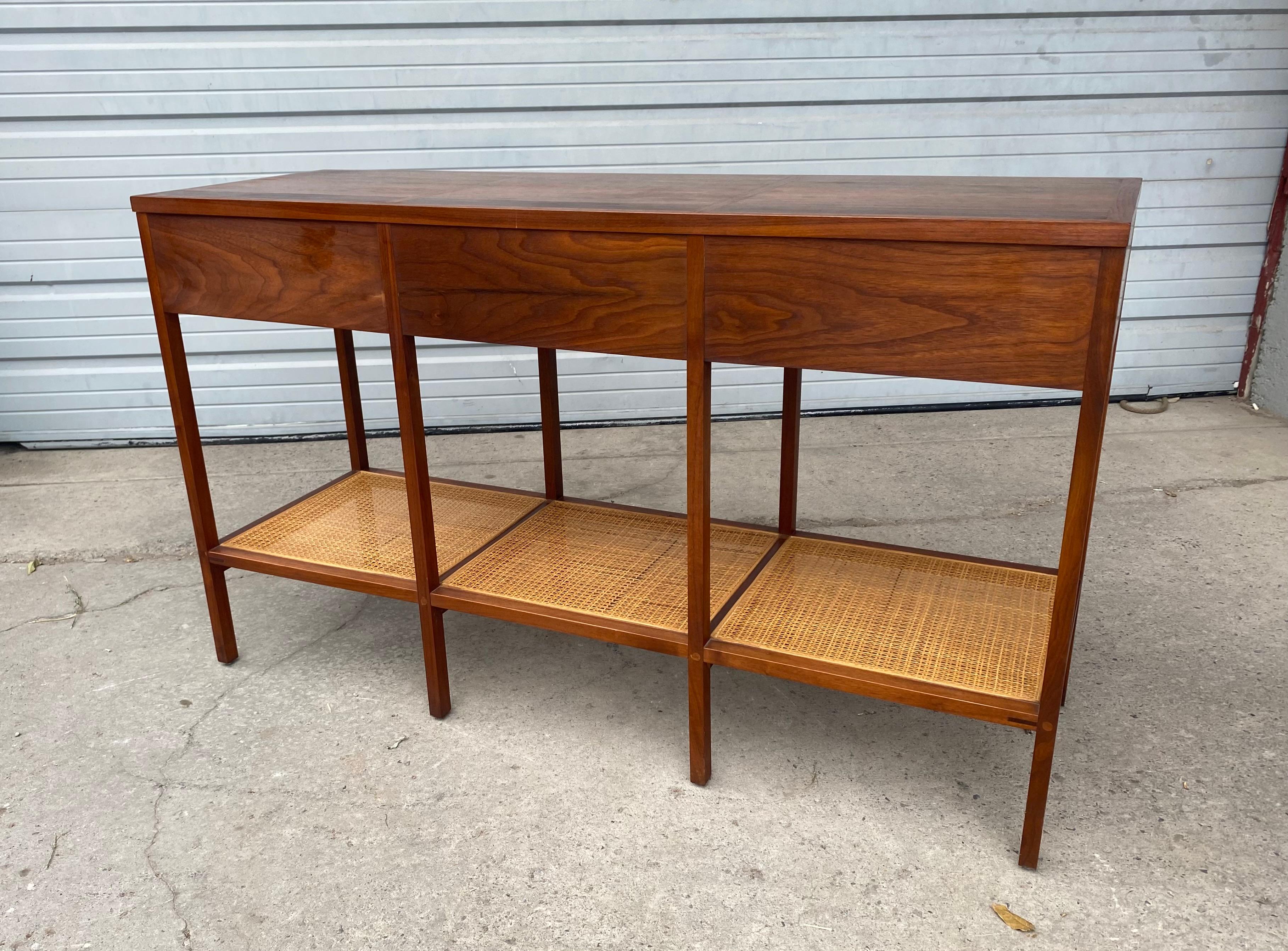Stunning Rosewood and Cane Console Table, Paul McCobb for Lane / Delineator 2