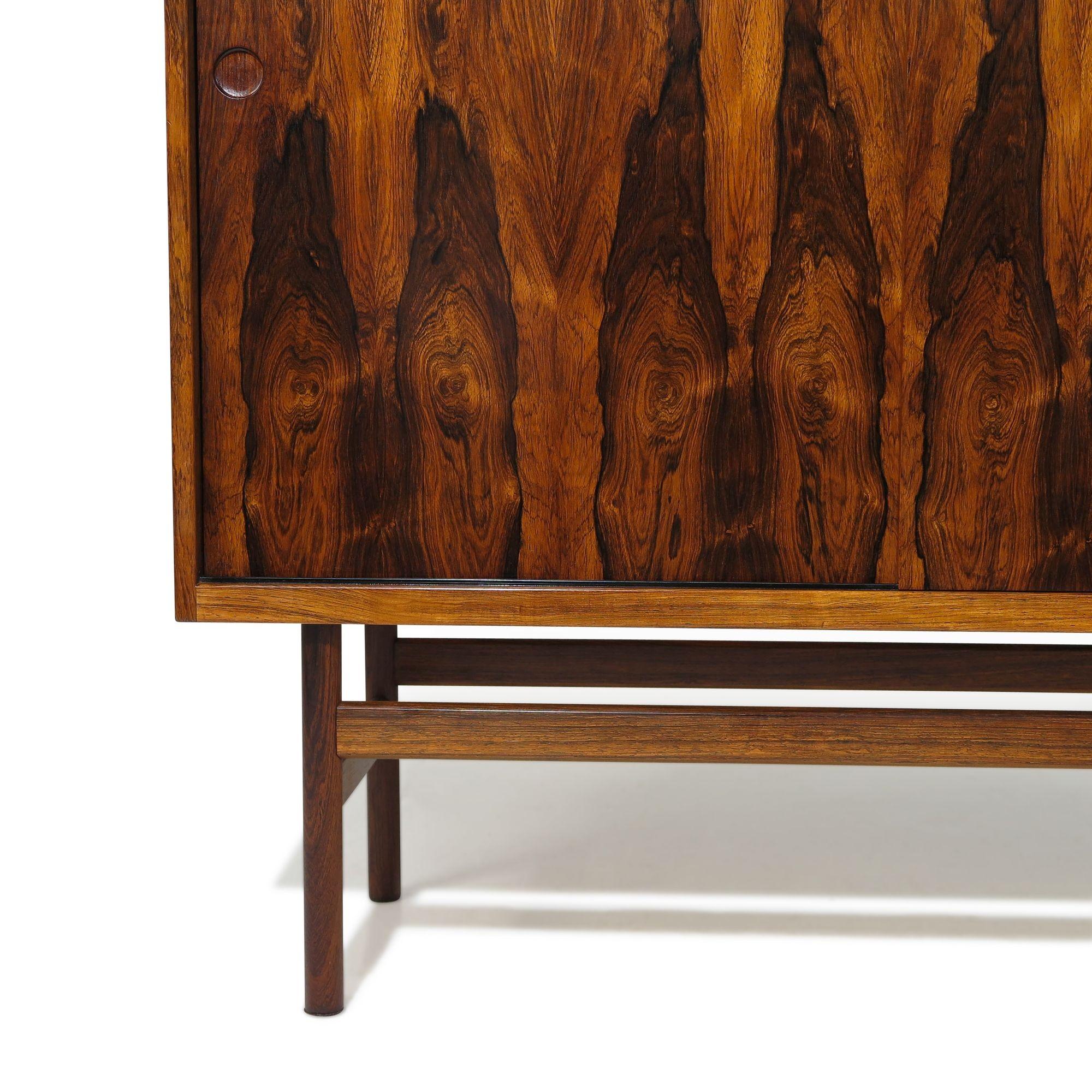 Danish Stunning Rosewood Cabinet with Book-matched Grain For Sale