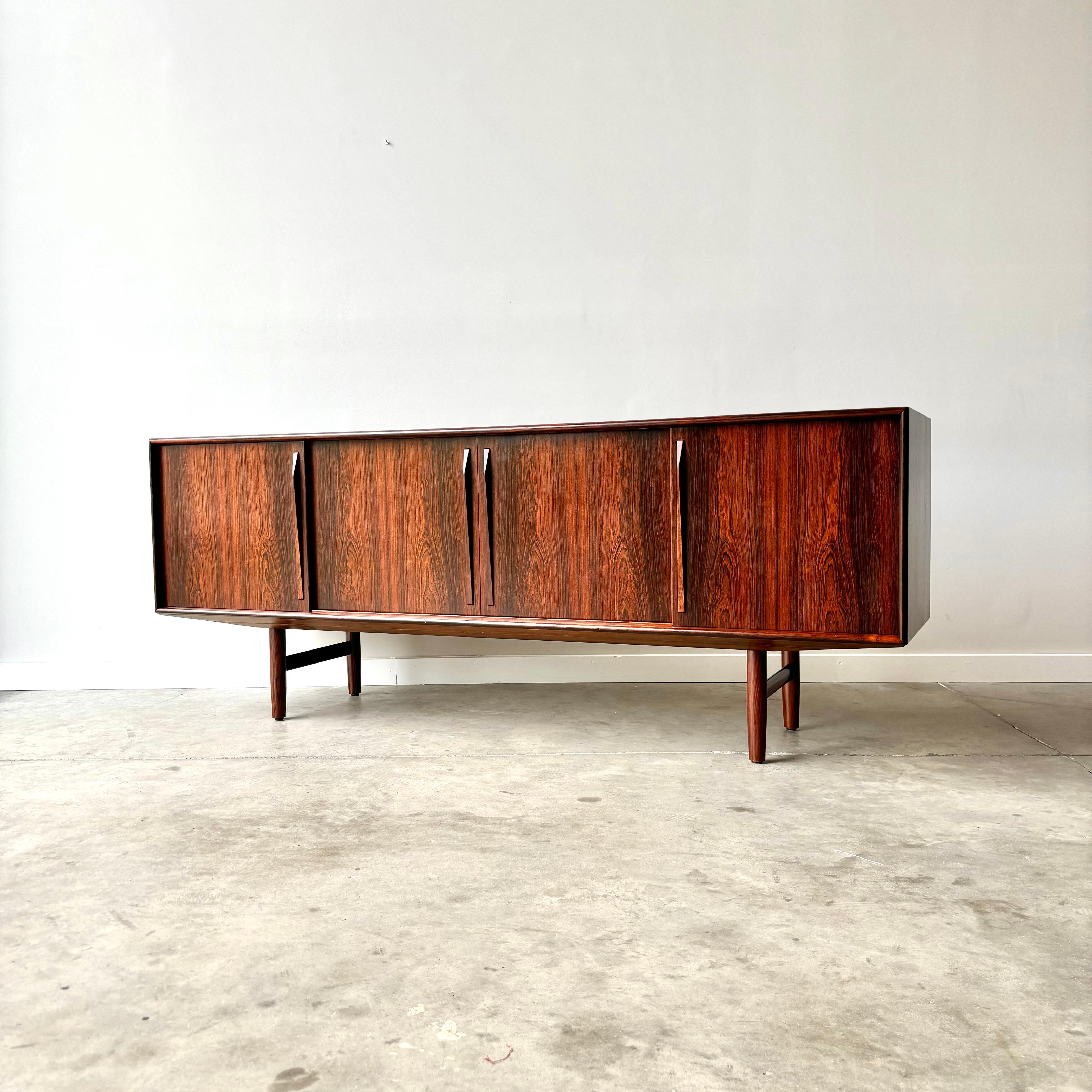 Mid-Century Modern Stunning Rosewood Credenza by Kurt Ostervig, 1960s For Sale