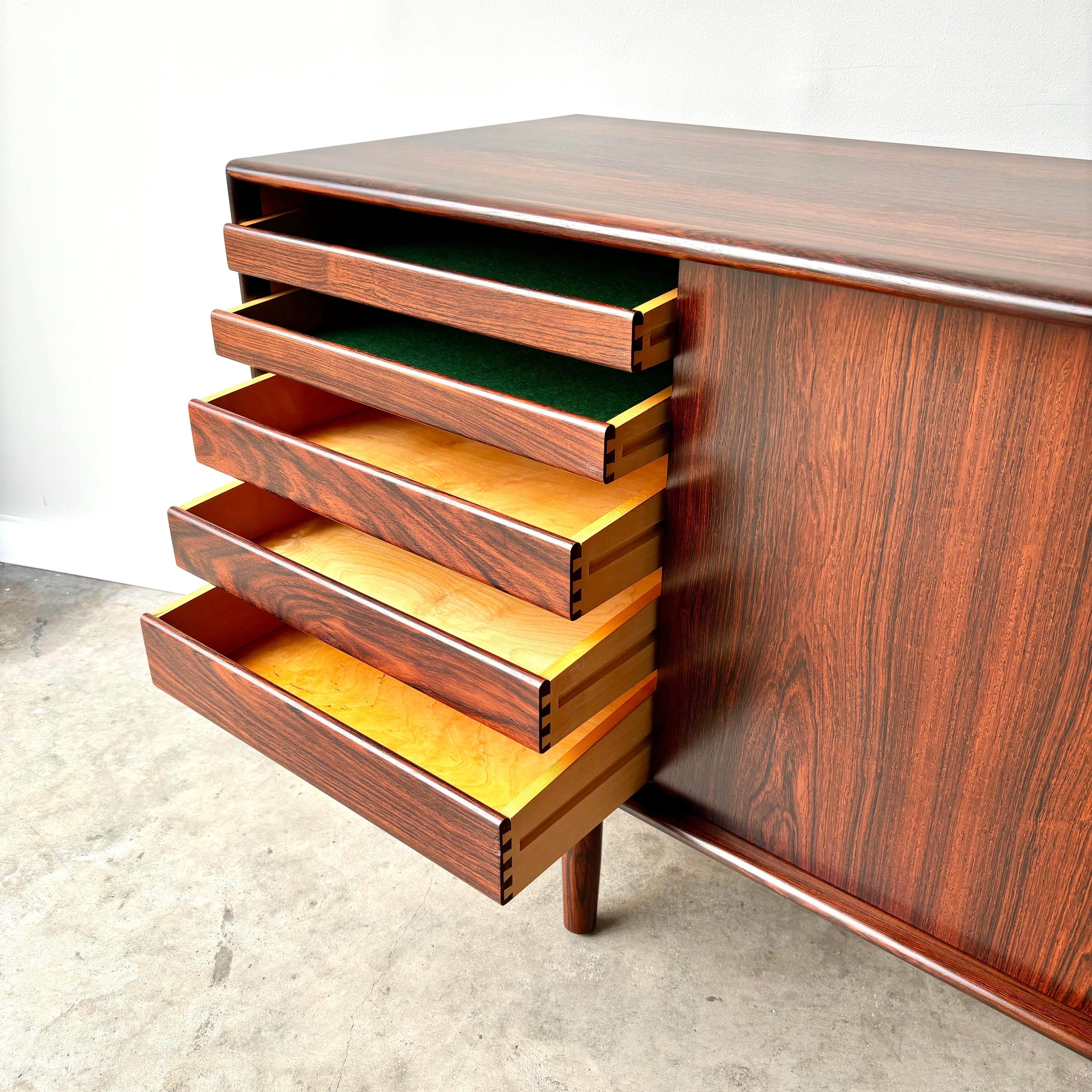 Stunning Rosewood Credenza by Kurt Ostervig, 1960s For Sale 1