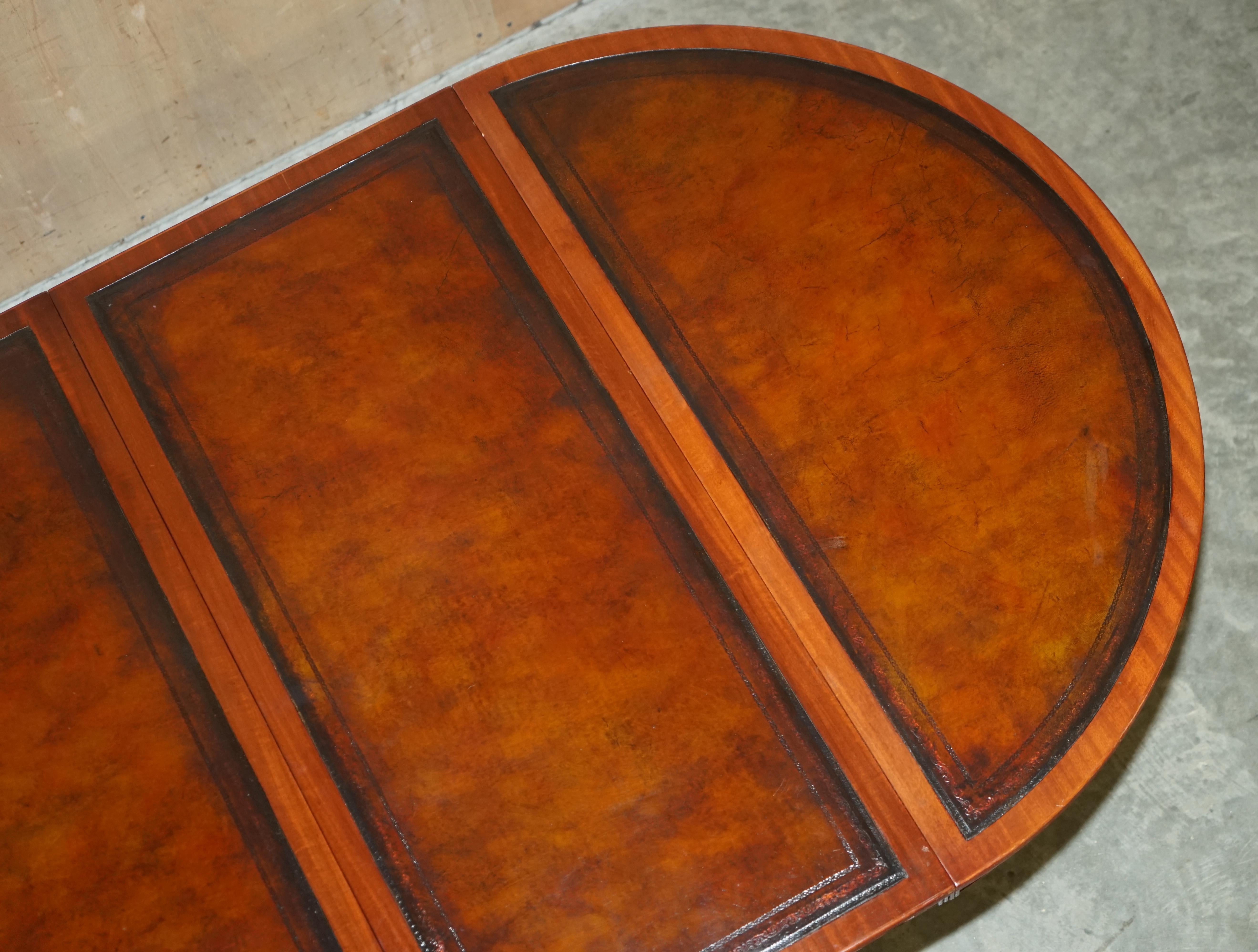 English Stunning Round Extending Dining Library Table with Hand Dyed Brown Leather Top For Sale