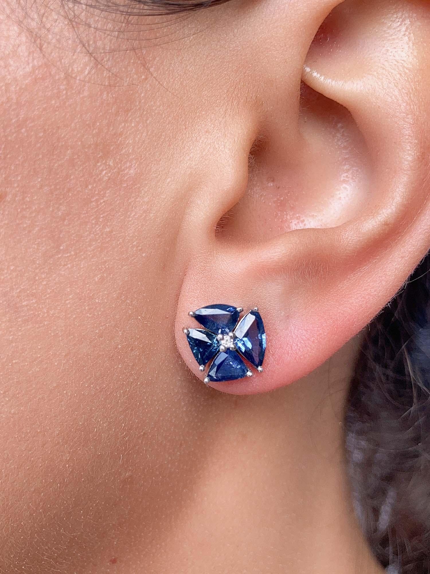 Stunning Royal Blue Sapphire and Diamond Cluster Earrings 14k White Gold R3080 For Sale 3