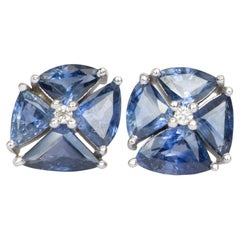 Splendidi orecchini a grappolo con zaffiro blu reale e diamanti in oro bianco 14k R3080