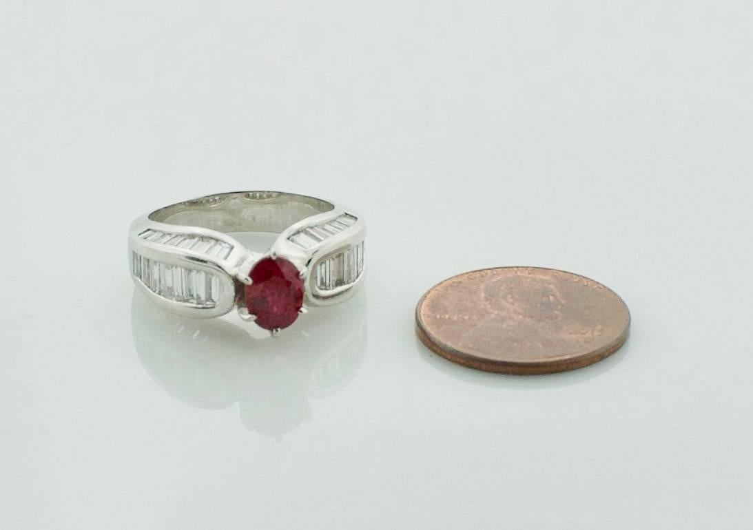 Stunning Ruby and Diamond Platinum Ring in Platinum For Sale 3