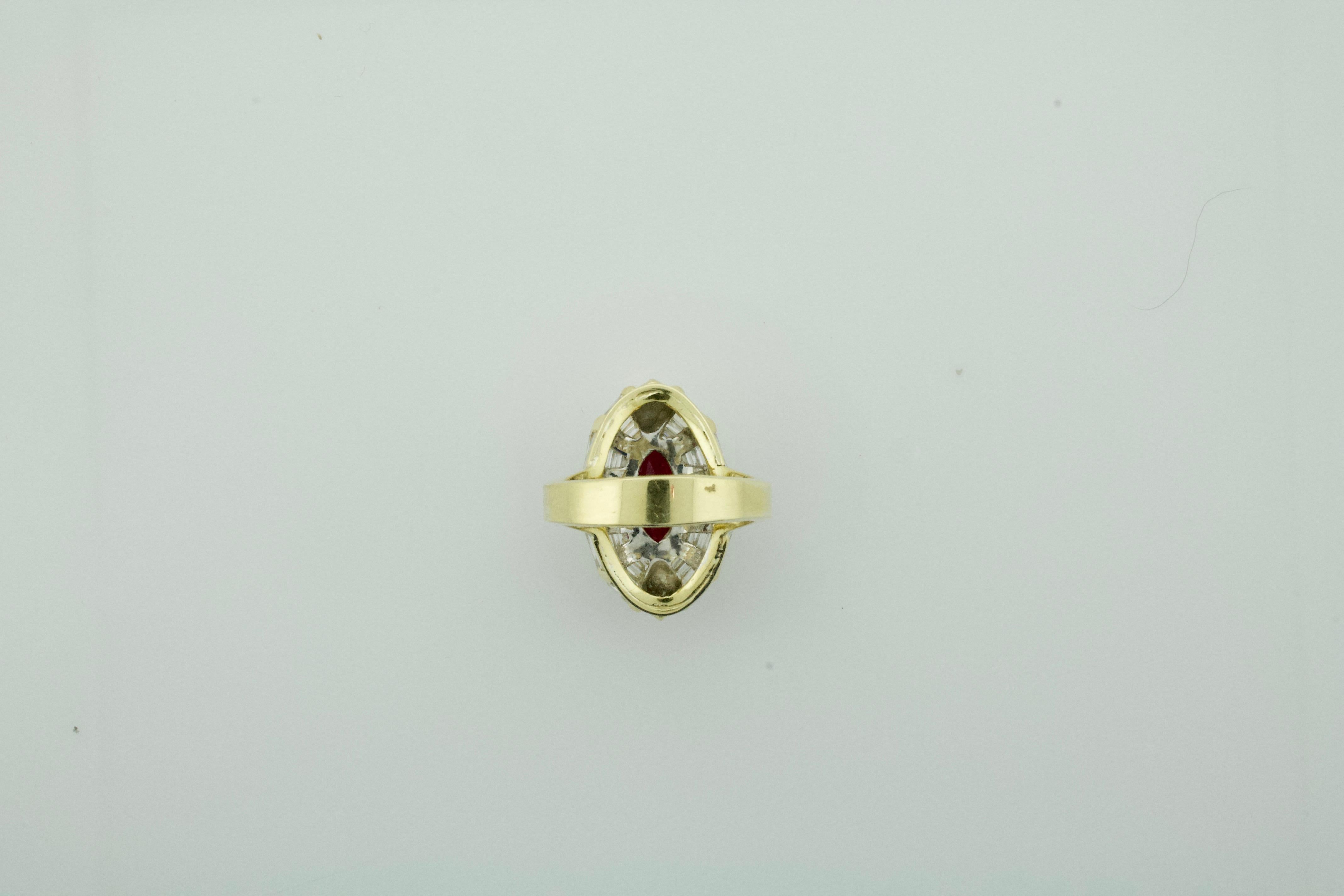 Stunning Ruby and Diamond Ring in 18 Karat Minimal Heat Treatment GIA Certed For Sale 2