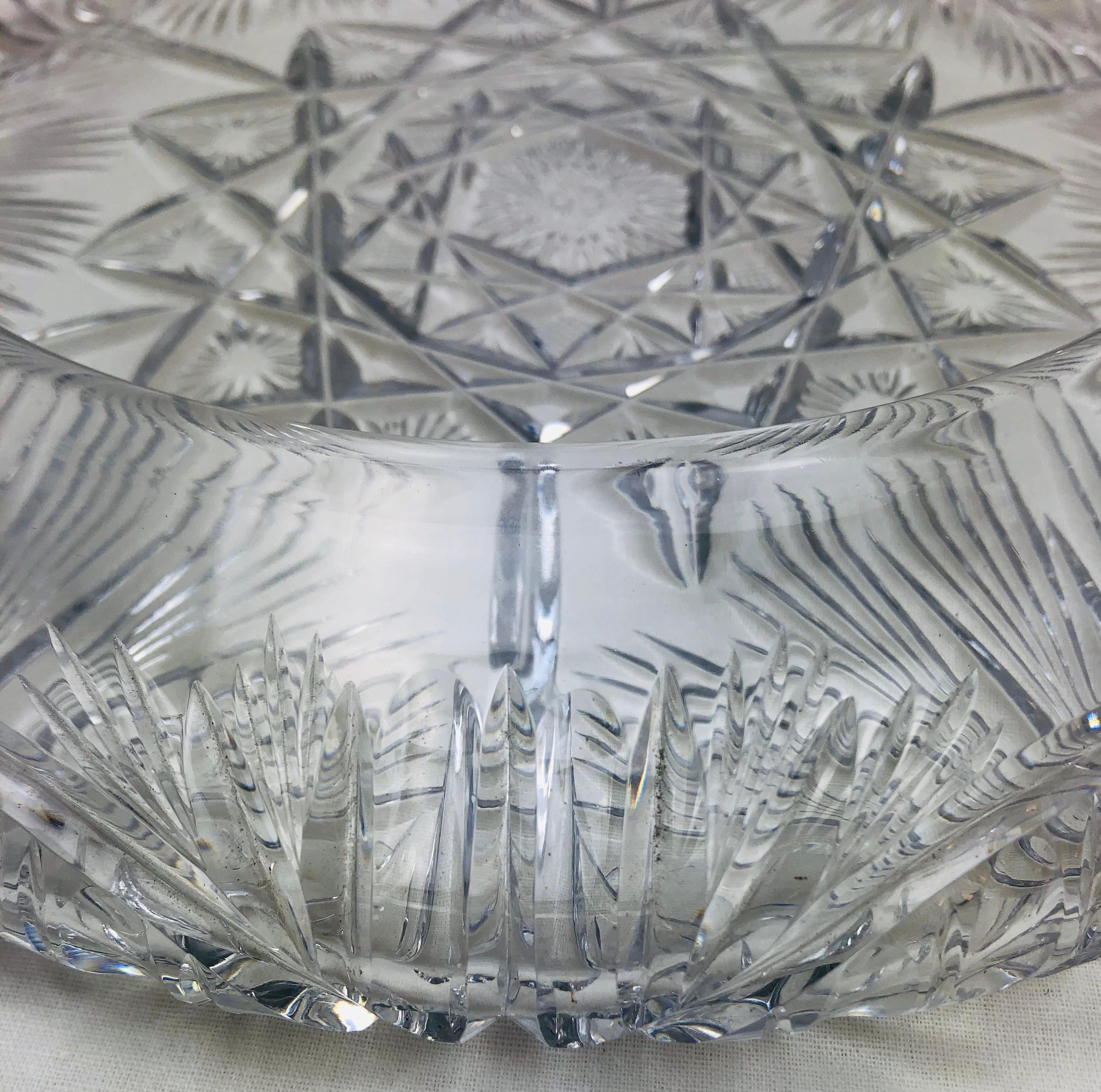 St. Louis French Hand Cut Crystal Decorative Bowl  For Sale 2
