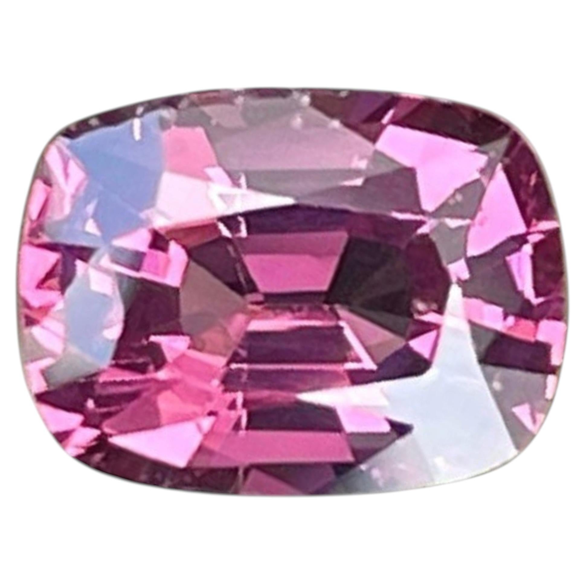 Superbe bijou en spinelle rose Sakura non sertie de 1,95 carat et pierre de spinelle