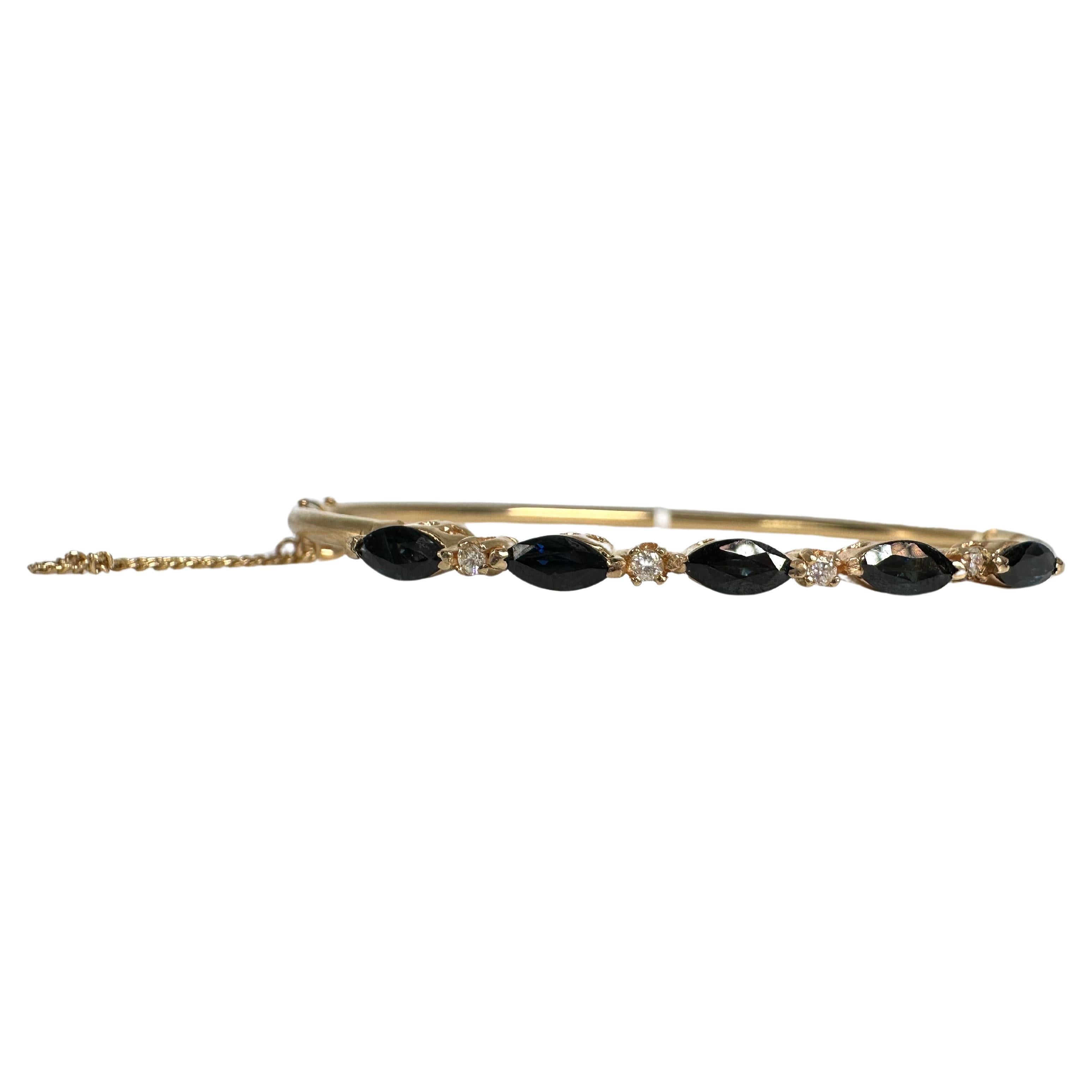 Stunning sapphire & diamond bangle bracelet 14KT gold For Sale