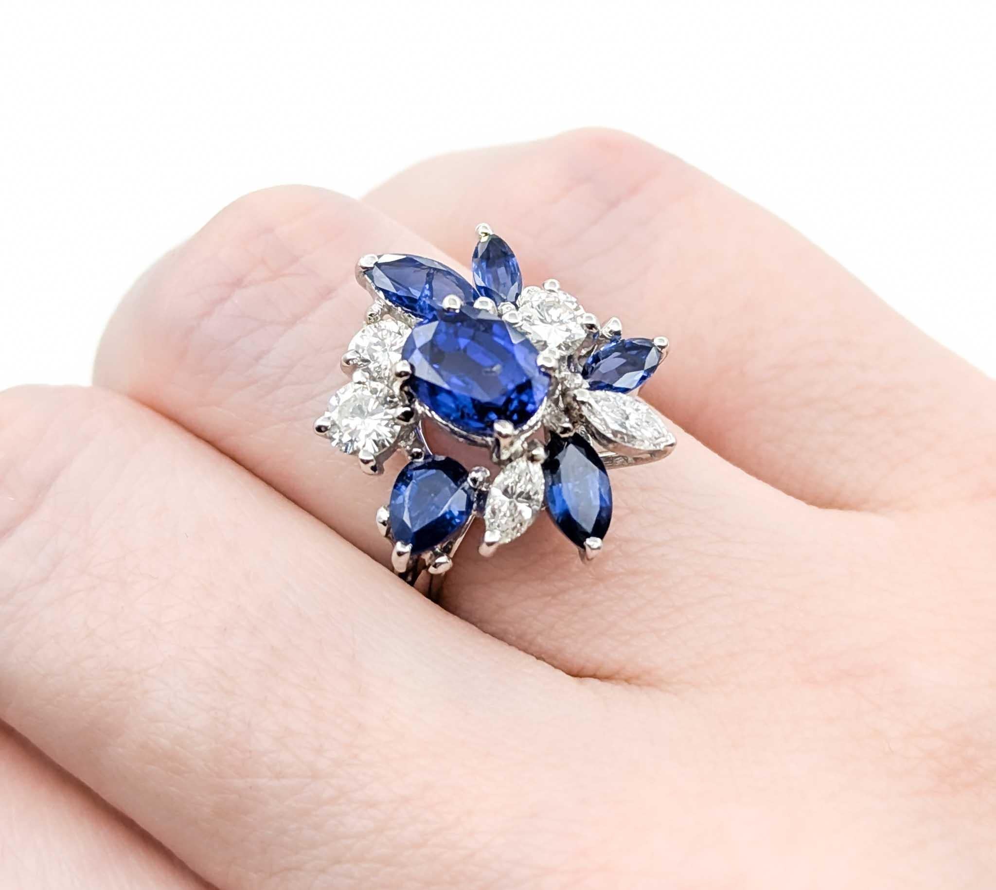 Contemporary Stunning Sapphire & Diamond Cocktail Ring For Sale