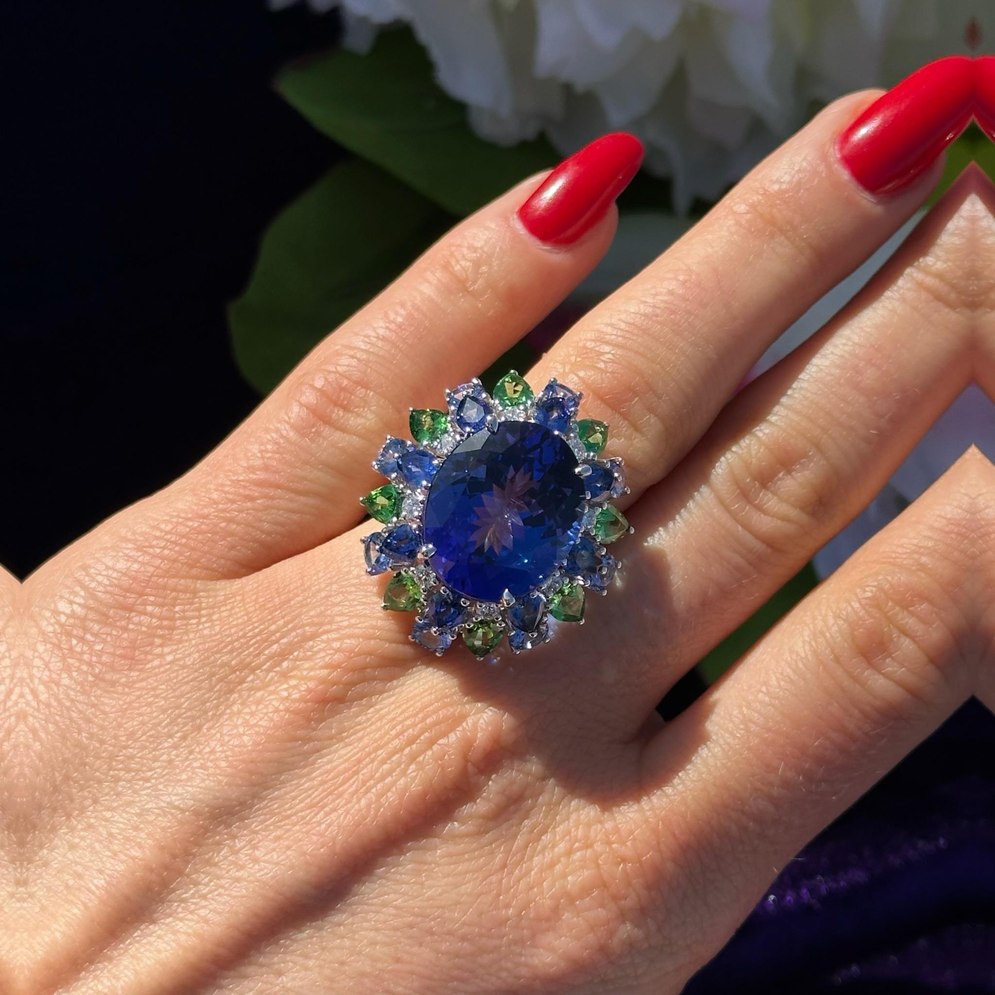 Women's Stunning Sapphire Tanzanite Diamond 18K White Gold Ring For Her For Sale