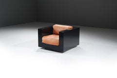 Stunning Saratoga armchair by Lella and Massimo Vignelli for Poltronova Italy