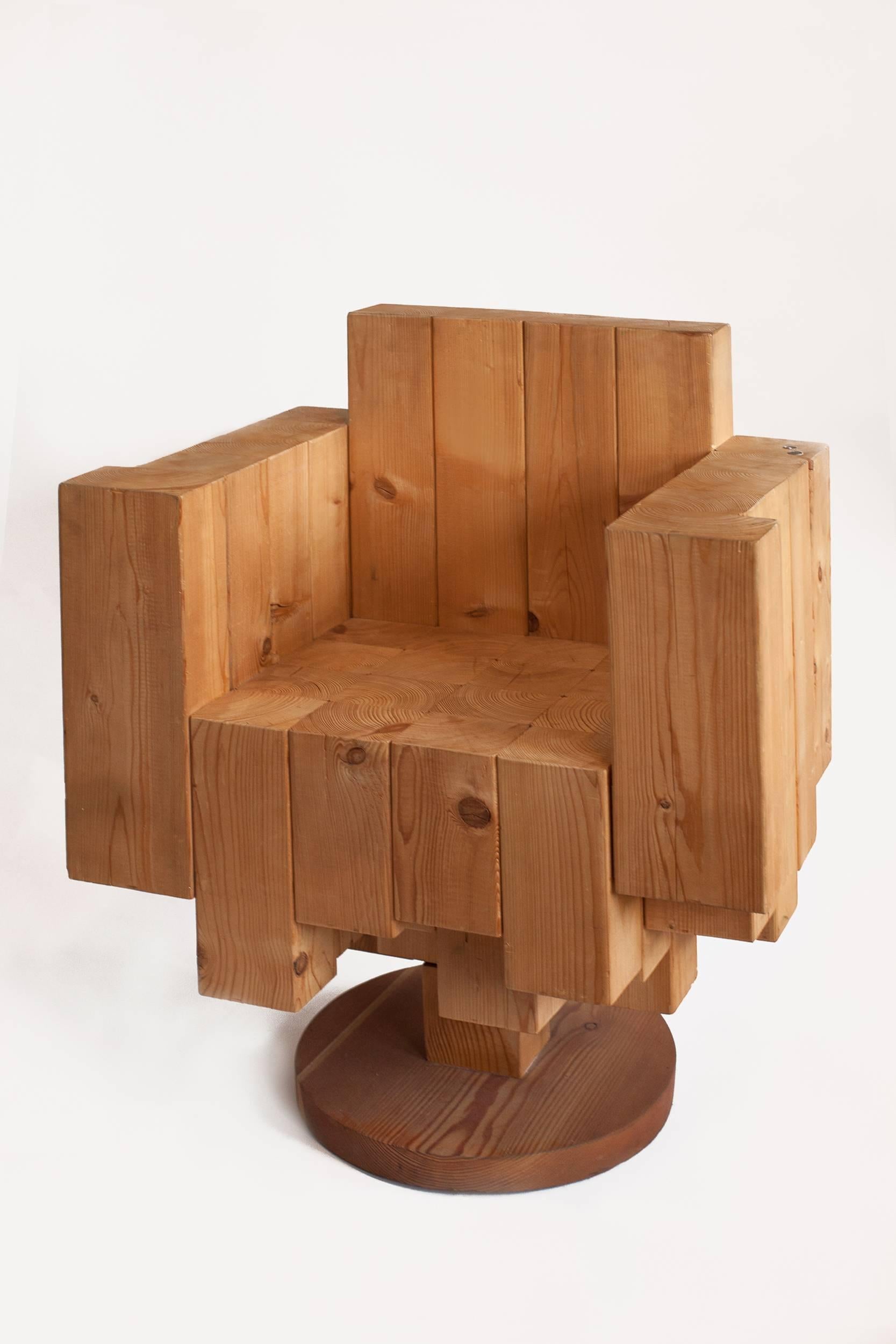 Sillón escultórico cubista único en su género, de pino, por Giorgio Mariani, Italia 2005 Italiano en venta