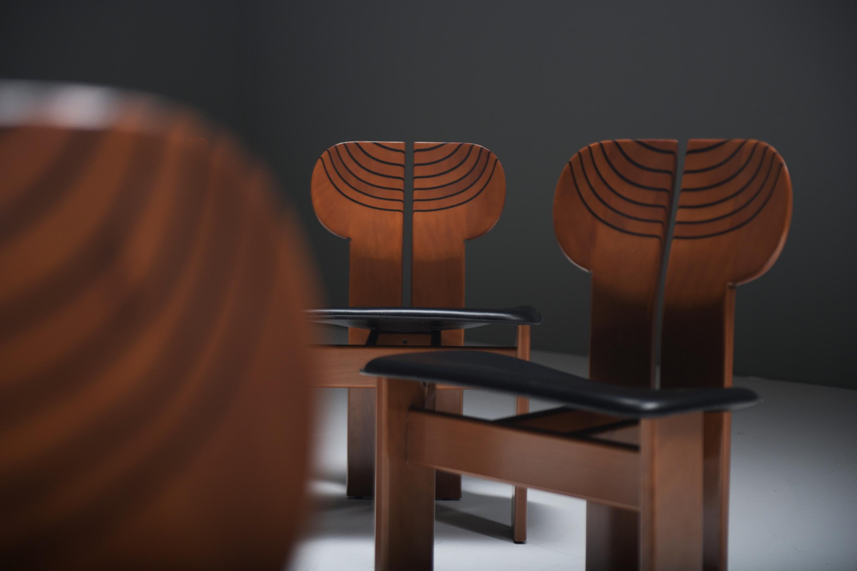 Stunning set (8) of Africa chairs by Afra and Tobia Scarpa for MAXALTO Italy For Sale 8