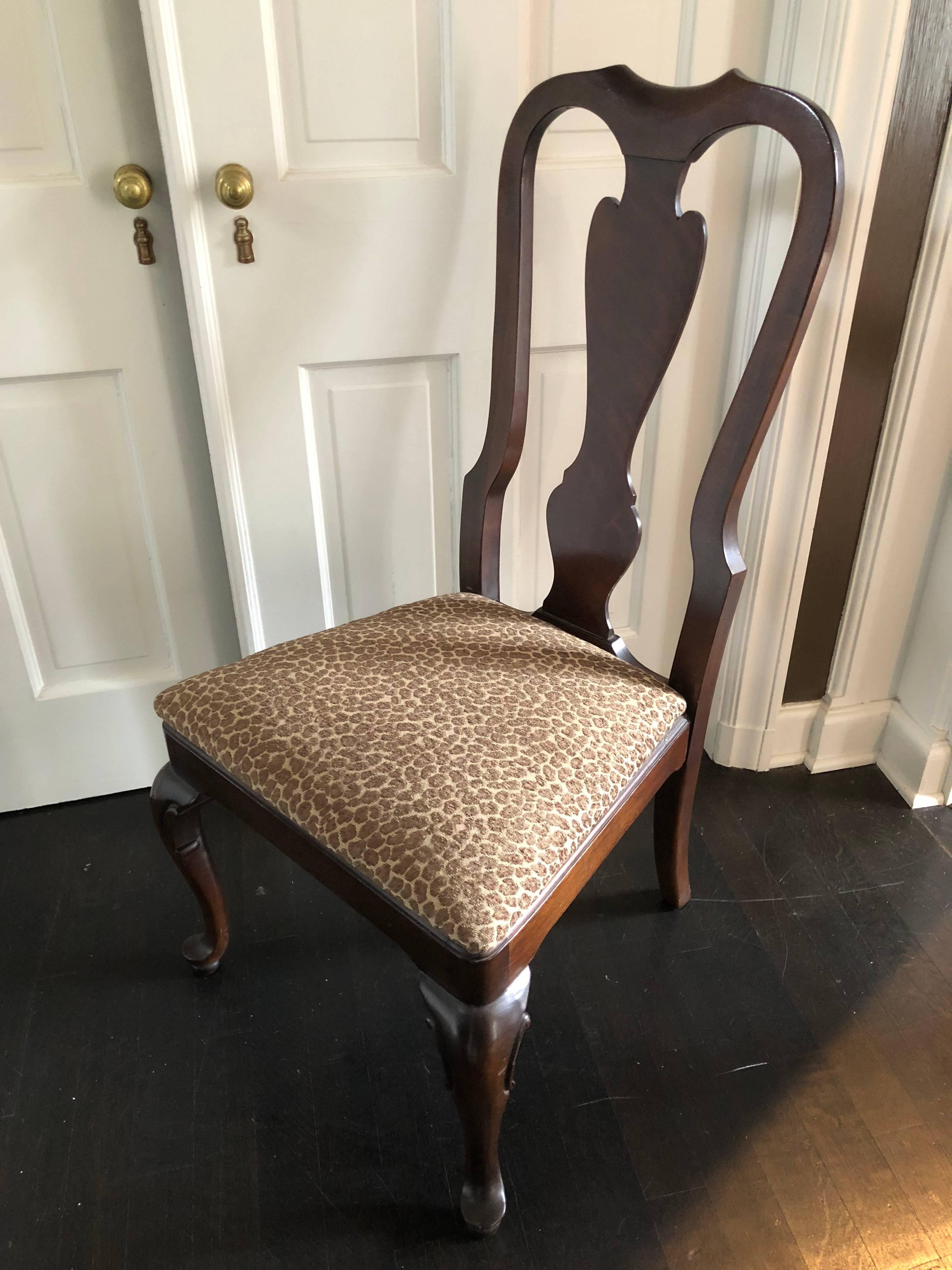 Late 20th Century Stunning Set of Ten Drexel Heritage Queen Anne Style Dining Chairs