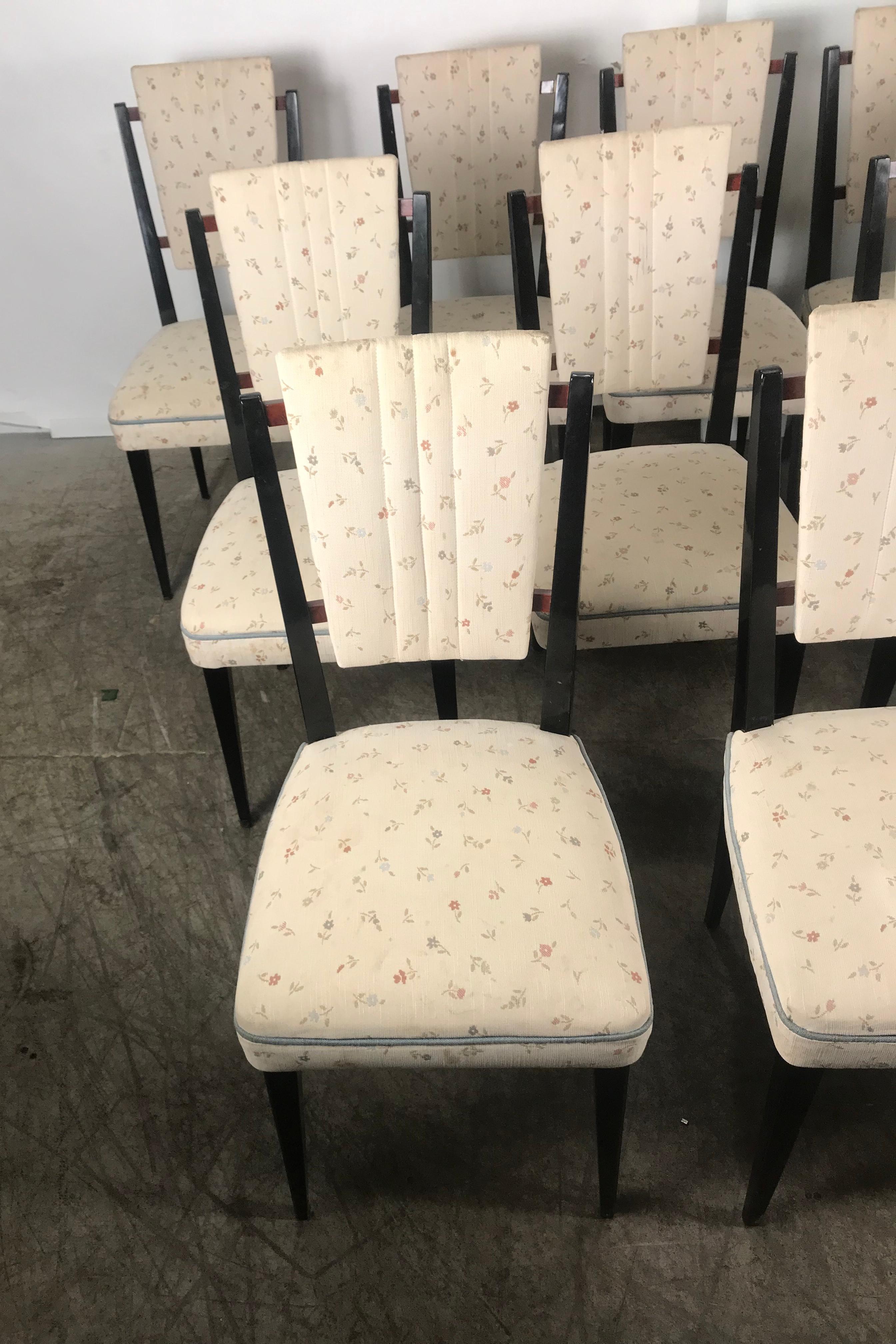Stunning Set of 12 Italian Modernist Dining Chairs Attributed to Osvaldo Borsani In Good Condition In Buffalo, NY