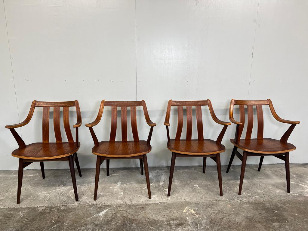 Atemberaubendes Set von 4 Vintage Retro-Esszimmerstühlen aus Teakholz, gebogenem Holz, 1960er Jahre, Bio (Moderne der Mitte des Jahrhunderts) im Angebot