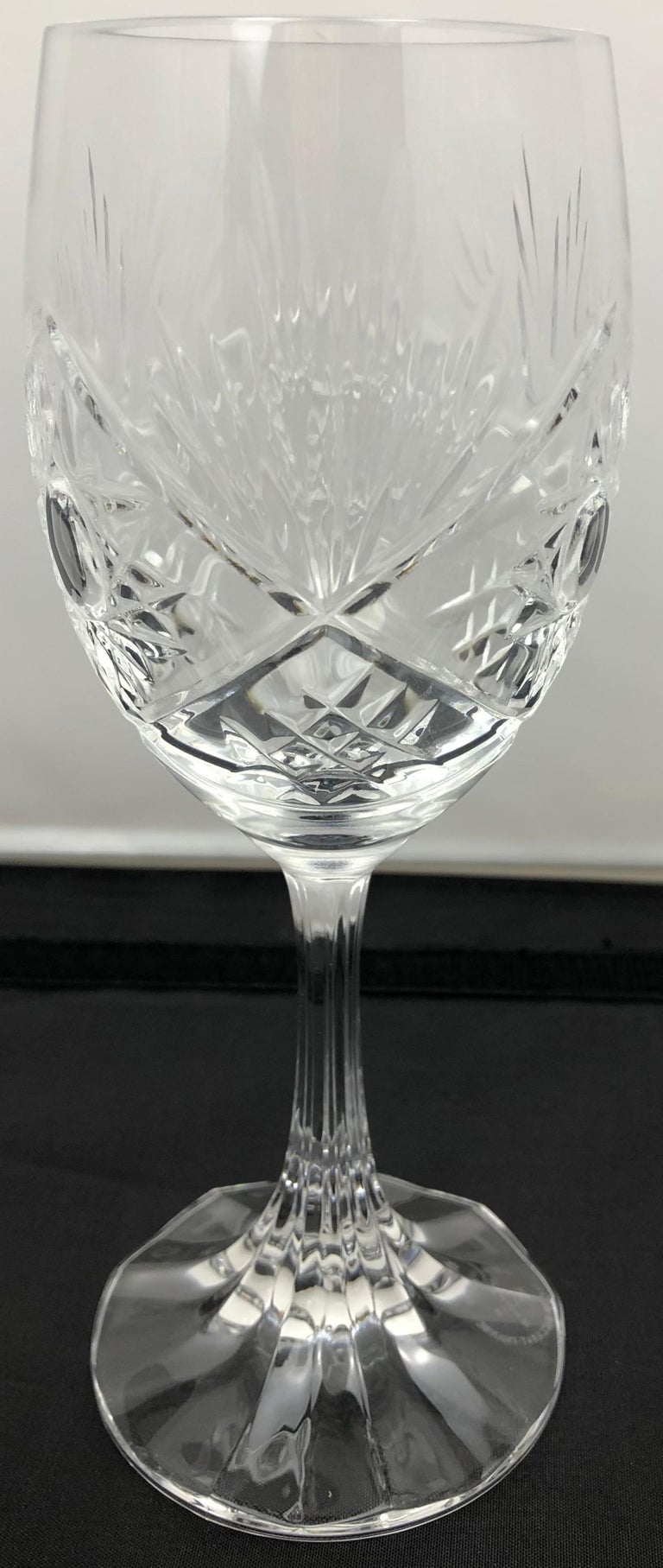 Hand-Crafted Stunning Set of 6 Baccarat Crystal White Wine Glasses For Sale