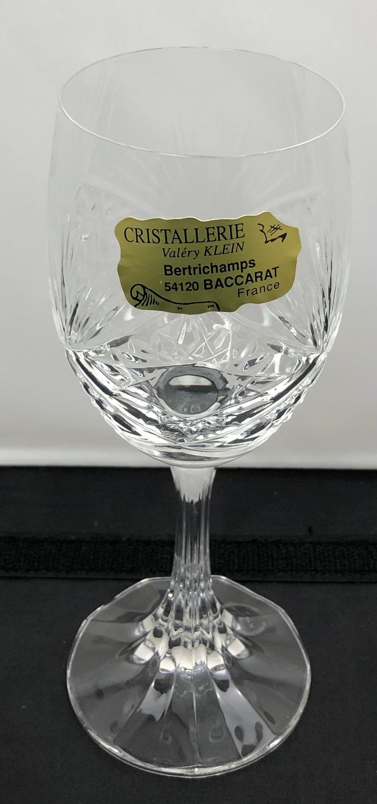 Stunning Set of 6 Baccarat Crystal White Wine Glasses For Sale 1