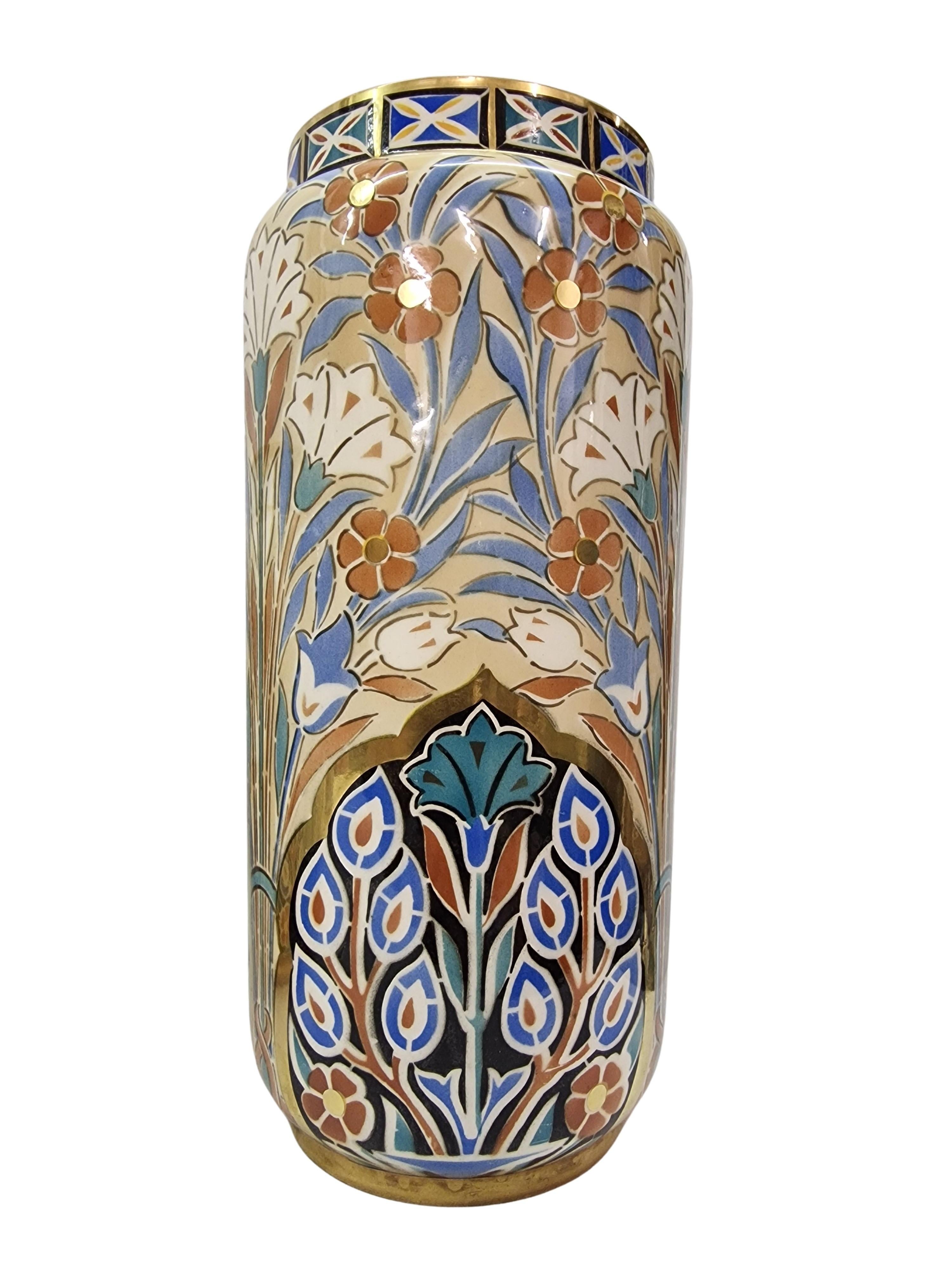 Superbe ensemble composé d'une jardinière et de deux vases, Keller & Guérin Luneville 1900, France en vente 5