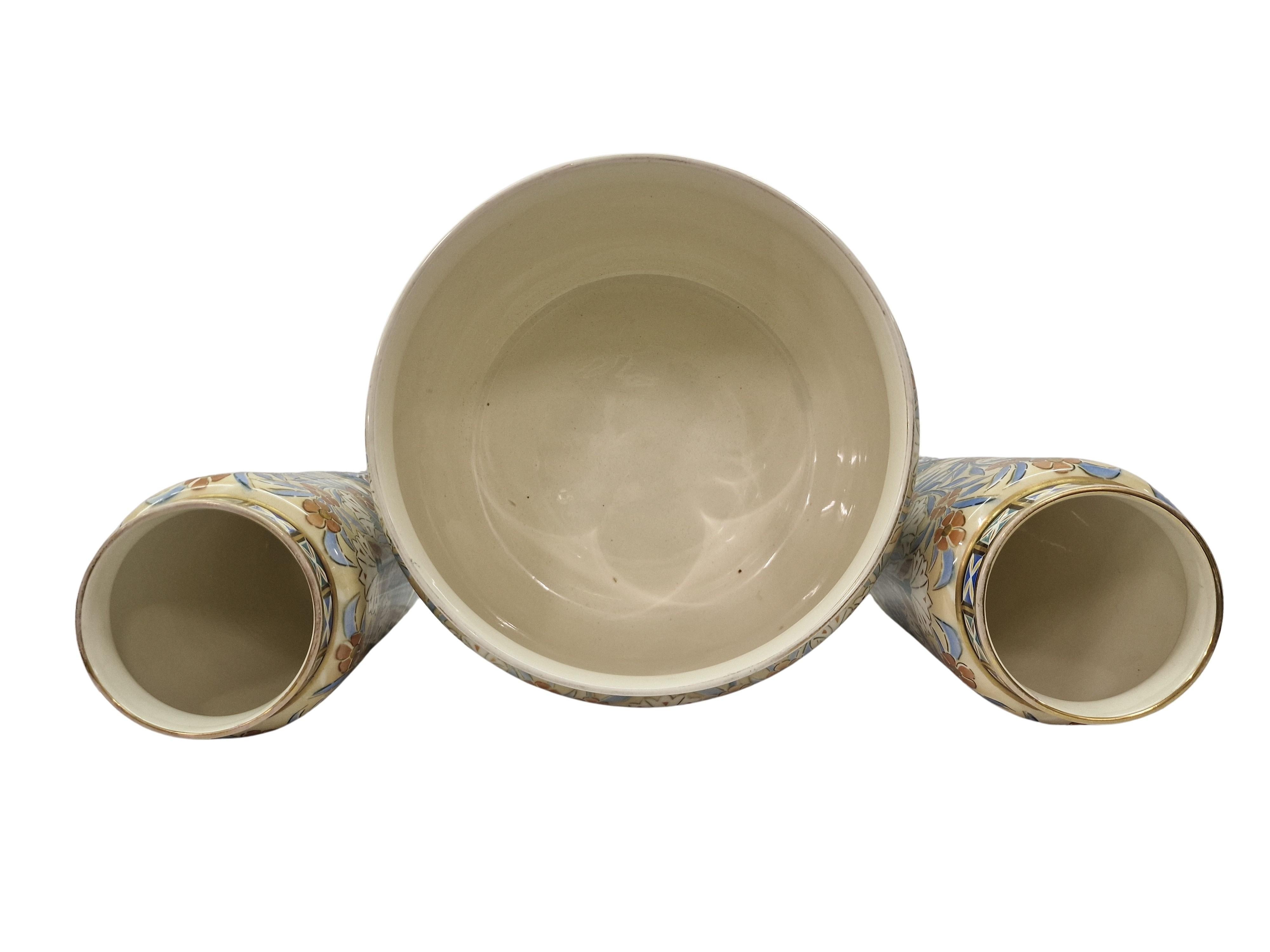 Superbe ensemble composé d'une jardinière et de deux vases, Keller & Guérin Luneville 1900, France en vente 8