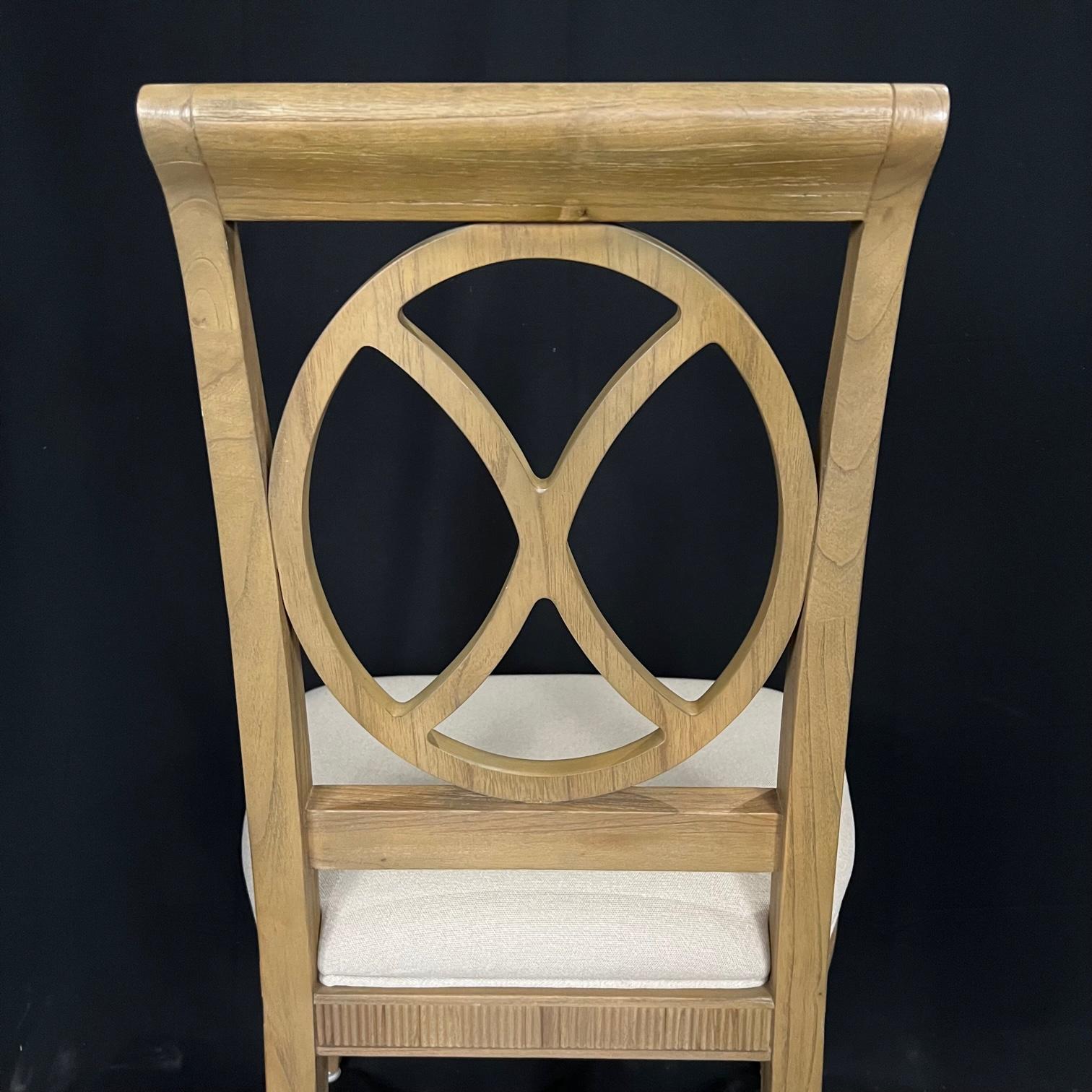 Stilvoller Satz von sechs klassischen Ringrückenstühlen aus gebleichter Eiche im Zustand „Gut“ im Angebot in Hopewell, NJ