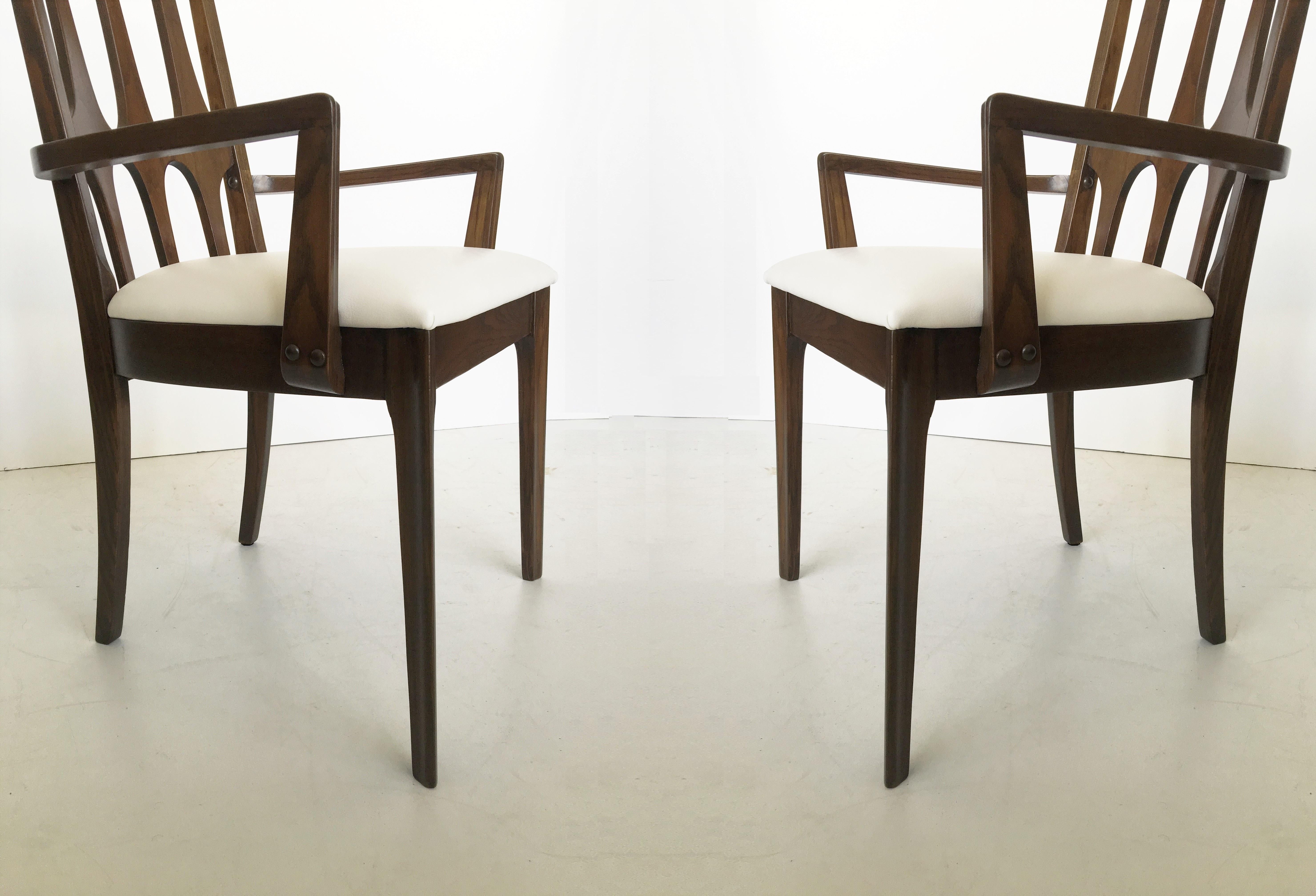 American Stunning Set of Eight Mid-Century Modern Broyhill Brasilia Dining Chairs For Sale