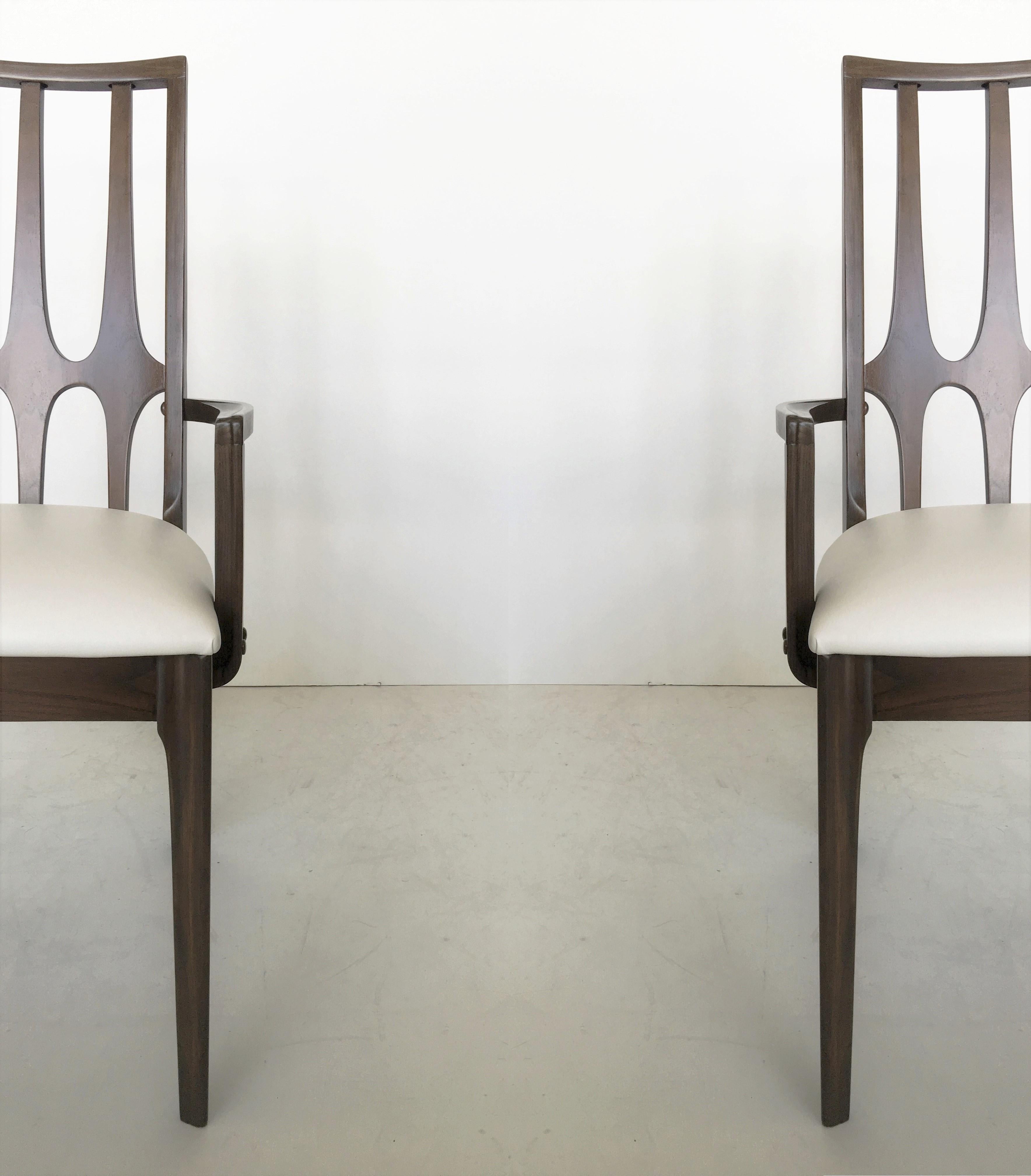 Mid-20th Century Stunning Set of Eight Mid-Century Modern Broyhill Brasilia Dining Chairs For Sale