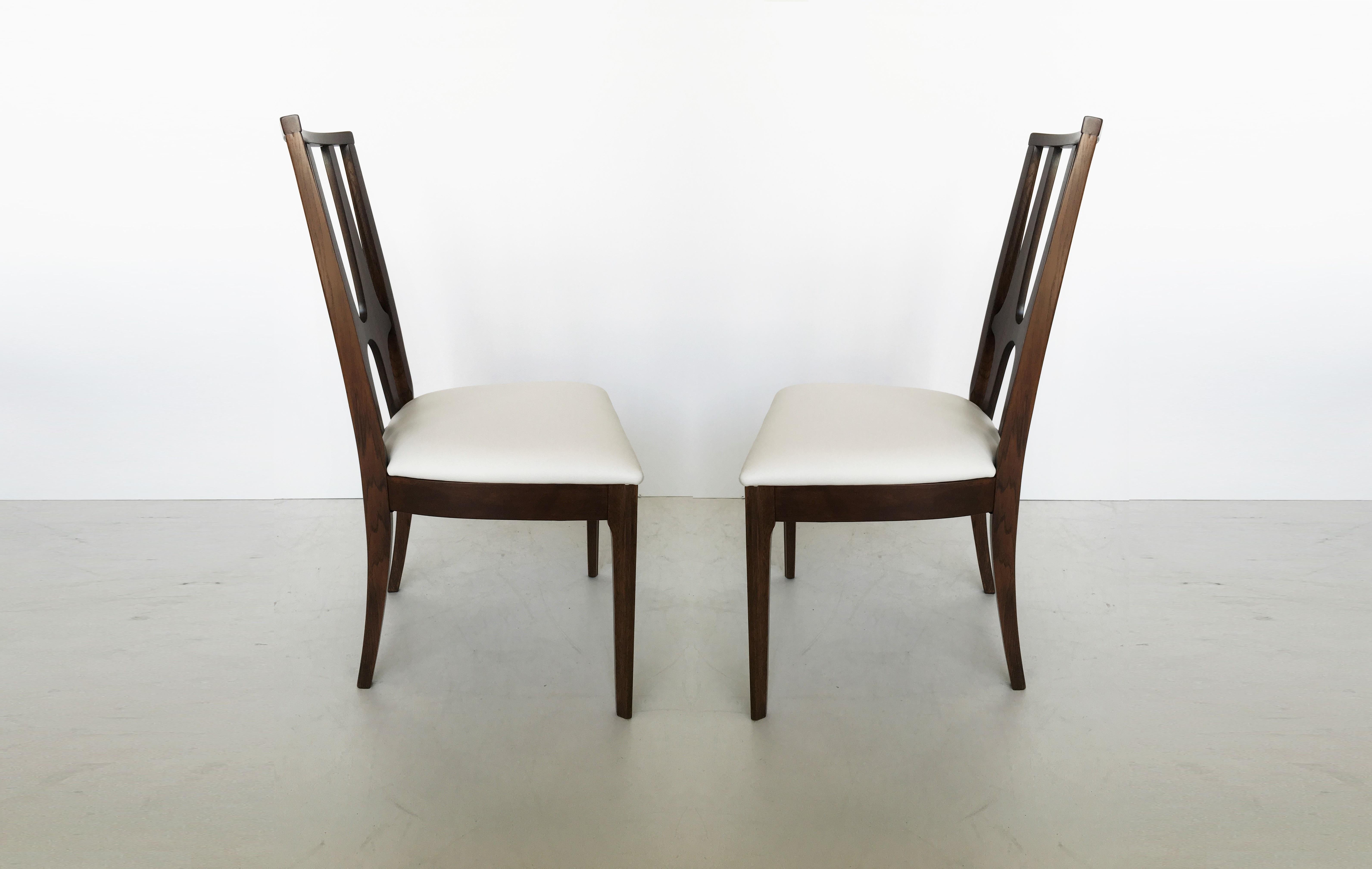 Stunning Set of Eight Mid-Century Modern Broyhill Brasilia Dining Chairs For Sale 3