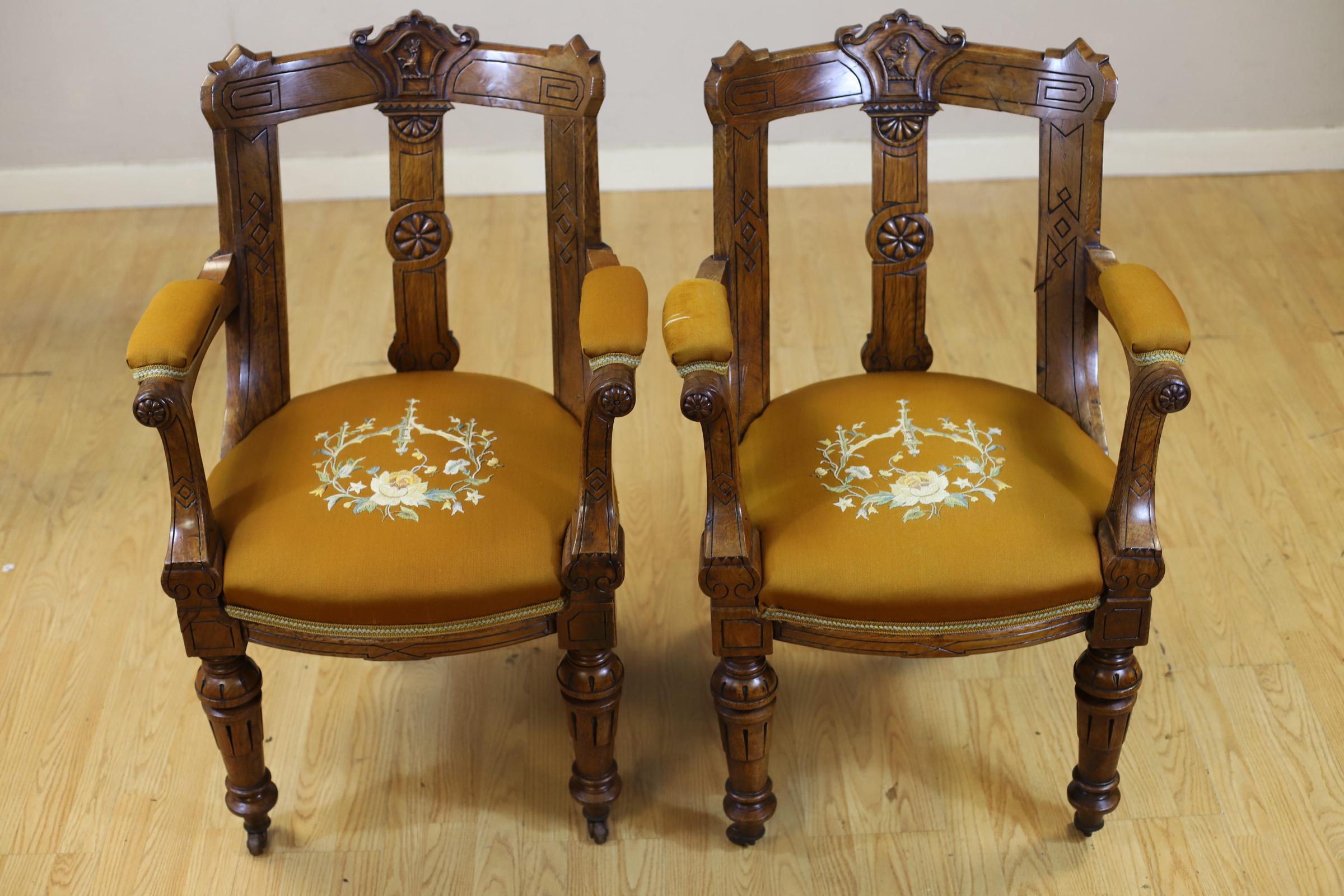 Stunning Set Of Fourteen Victorian Pollard Oak Dinning Chairs For Sale 11