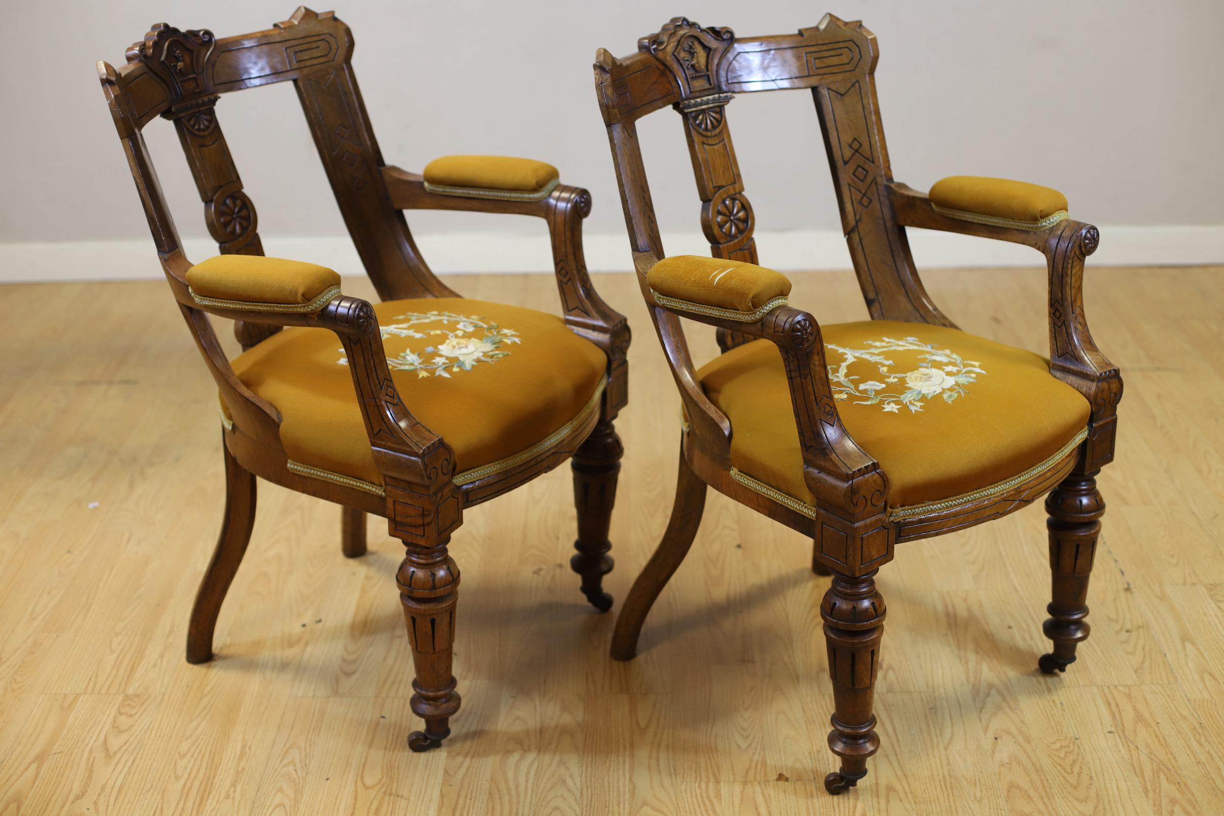 Stunning Set Of Fourteen Victorian Pollard Oak Dinning Chairs For Sale 12