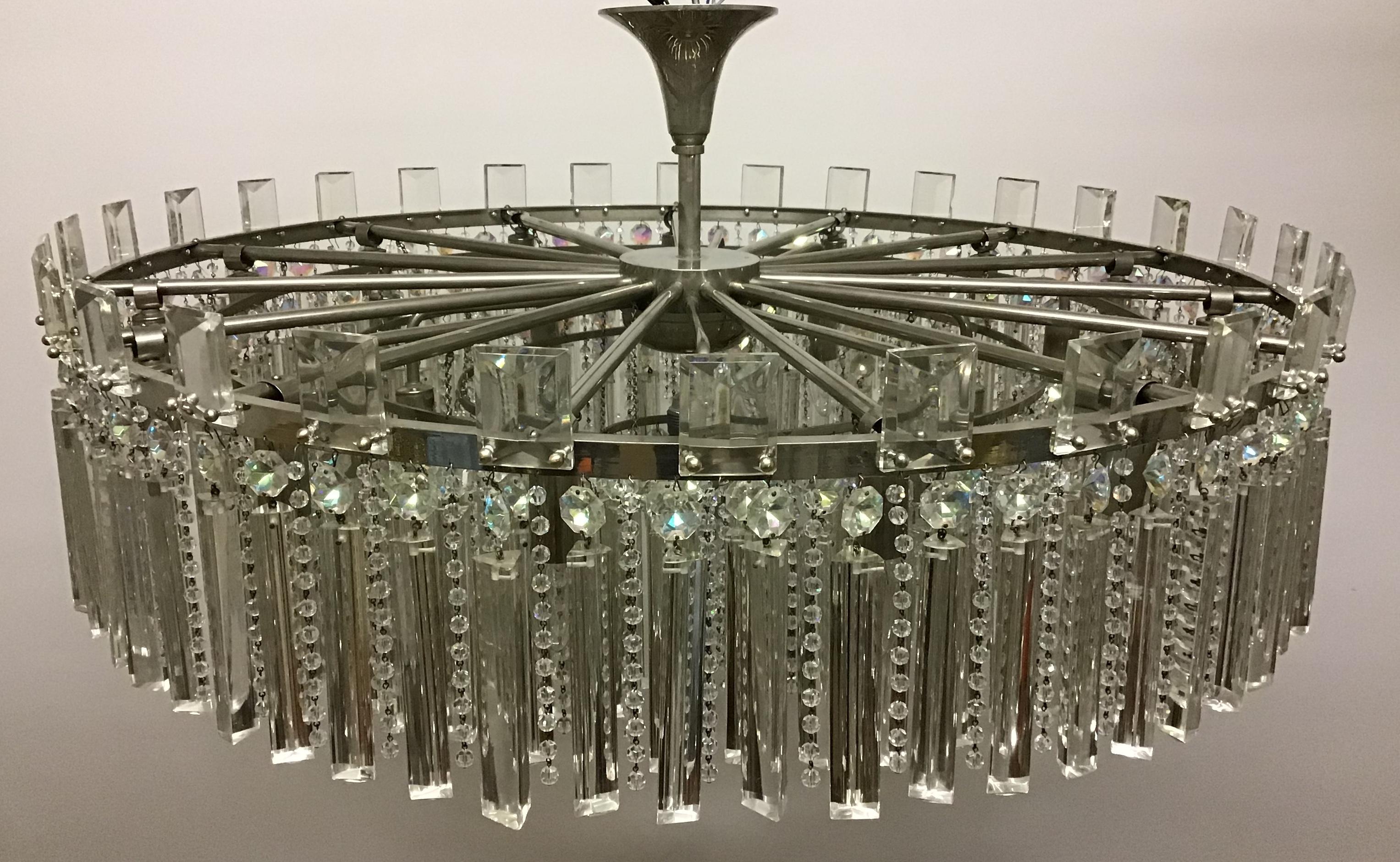 Stupendo set di lampadari Haevy in vetro tagliato e nichel di Palwa, circa anni '60 In condizioni ottime in vendita a Wiesbaden, Hessen