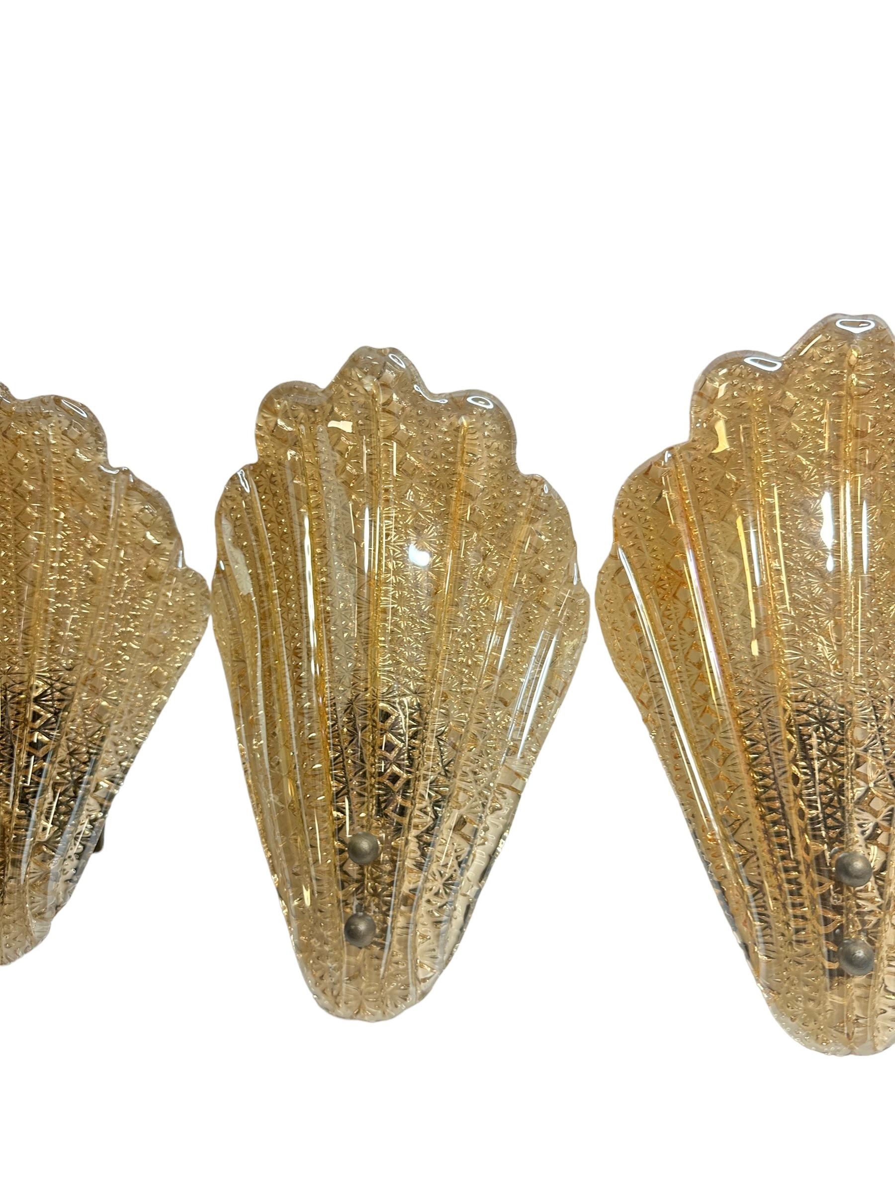 Mid-Century Modern Stunning Set of Three Murano Glass Leaf Sconces by Barovier and Toso, Italy For Sale