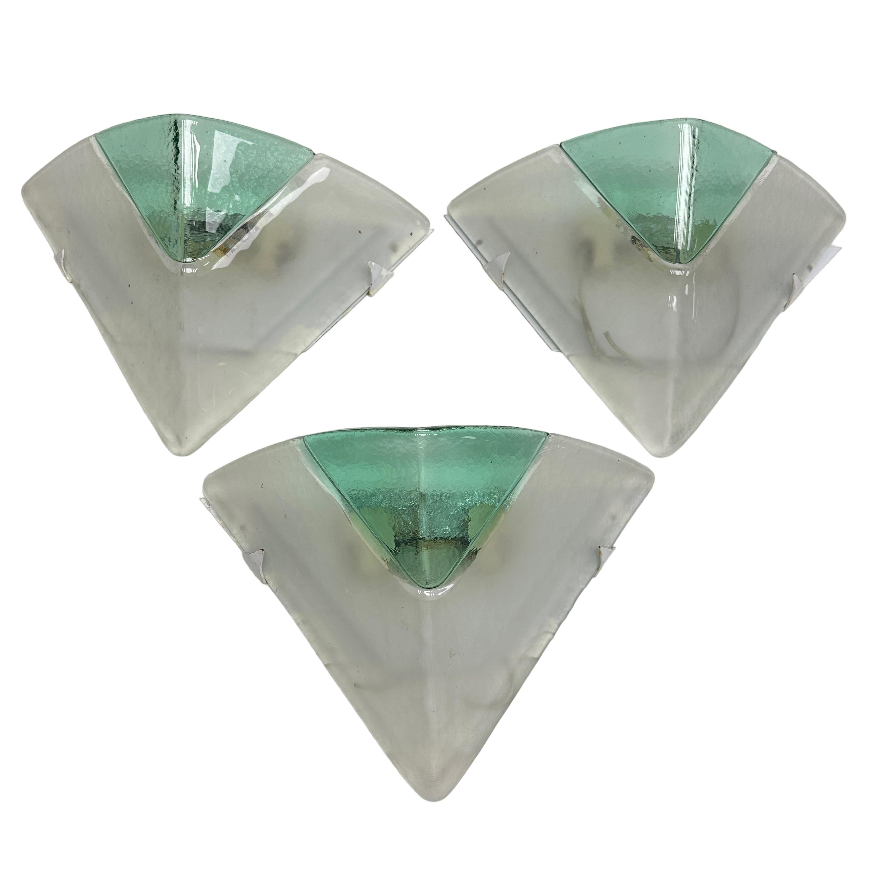 Stunning Set of Three Triangle Shaped Murano Ice Glass Sconces, Italy, 1980s 6