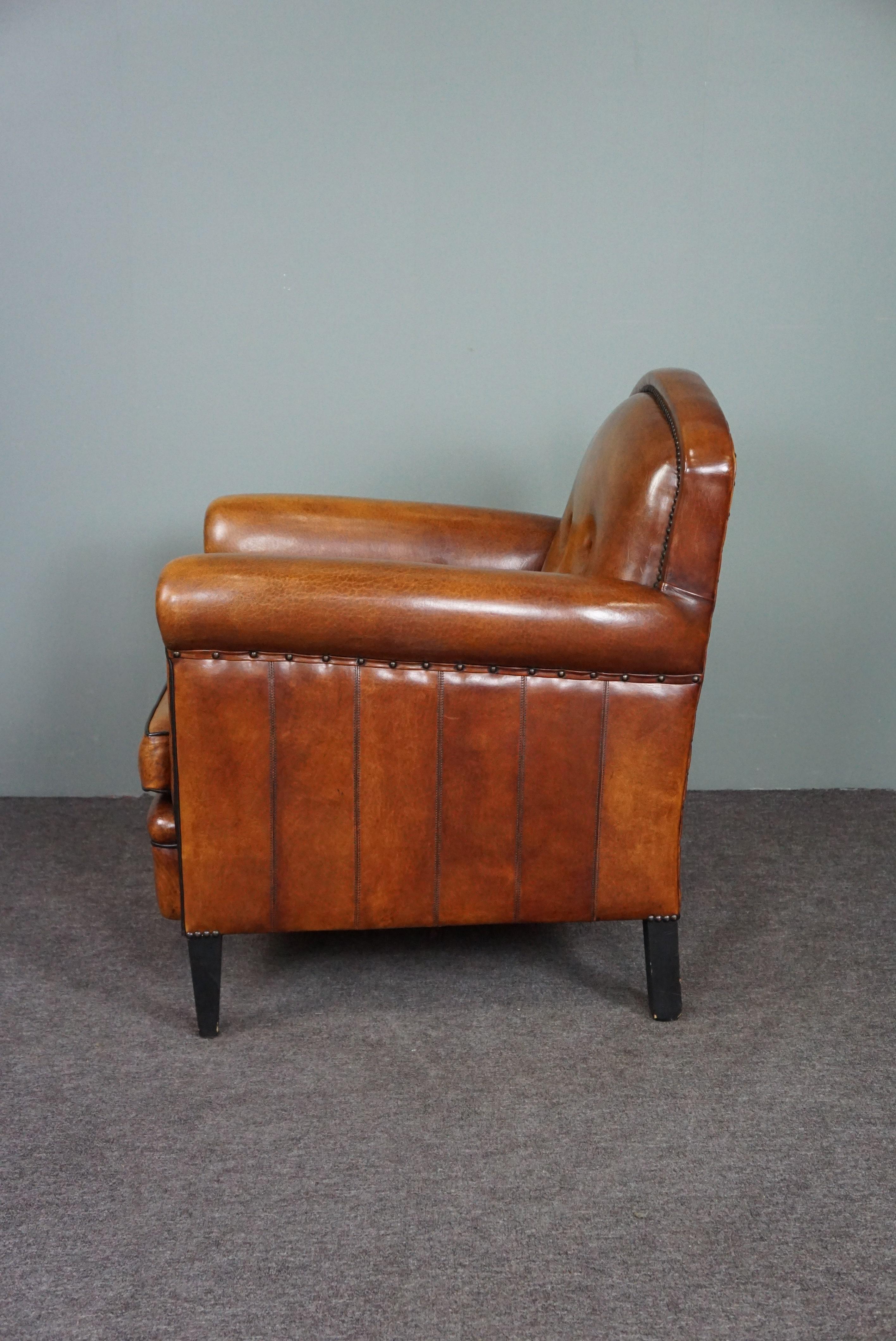 Hand-Crafted Stunning sheepskin armchair in very good condition For Sale