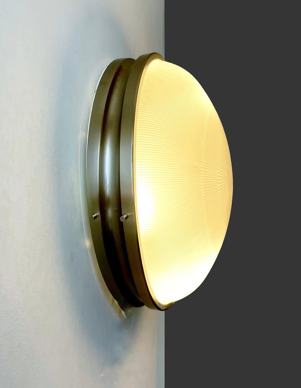 Anodisé Superbe modèle de lampe Sigma conçu par Sergio Mazza pour Artemide dans les années 1960 en vente