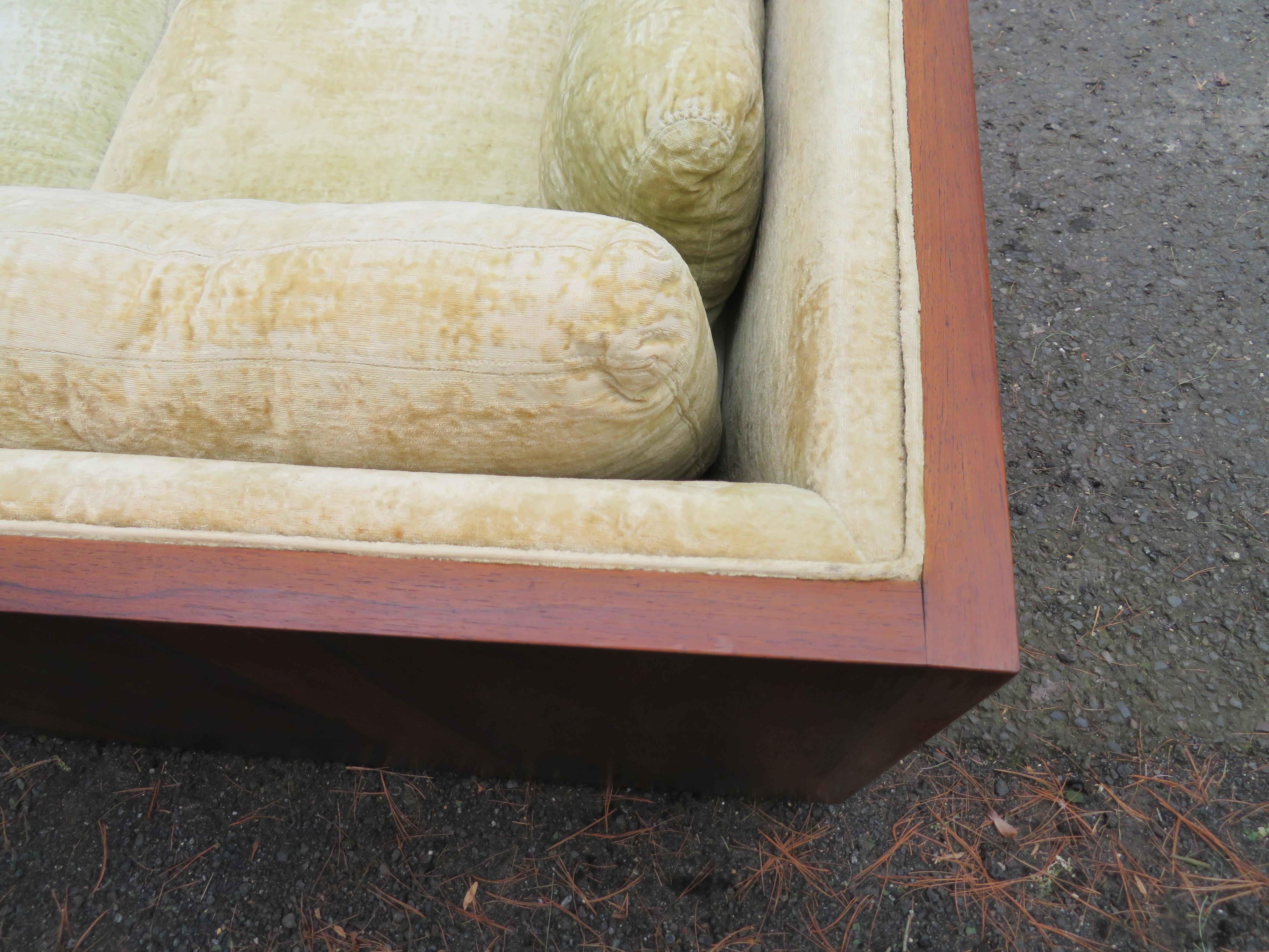 Stunning Signed Milo Baughman Rosewood Case Sofa Mid-Century Modern 3