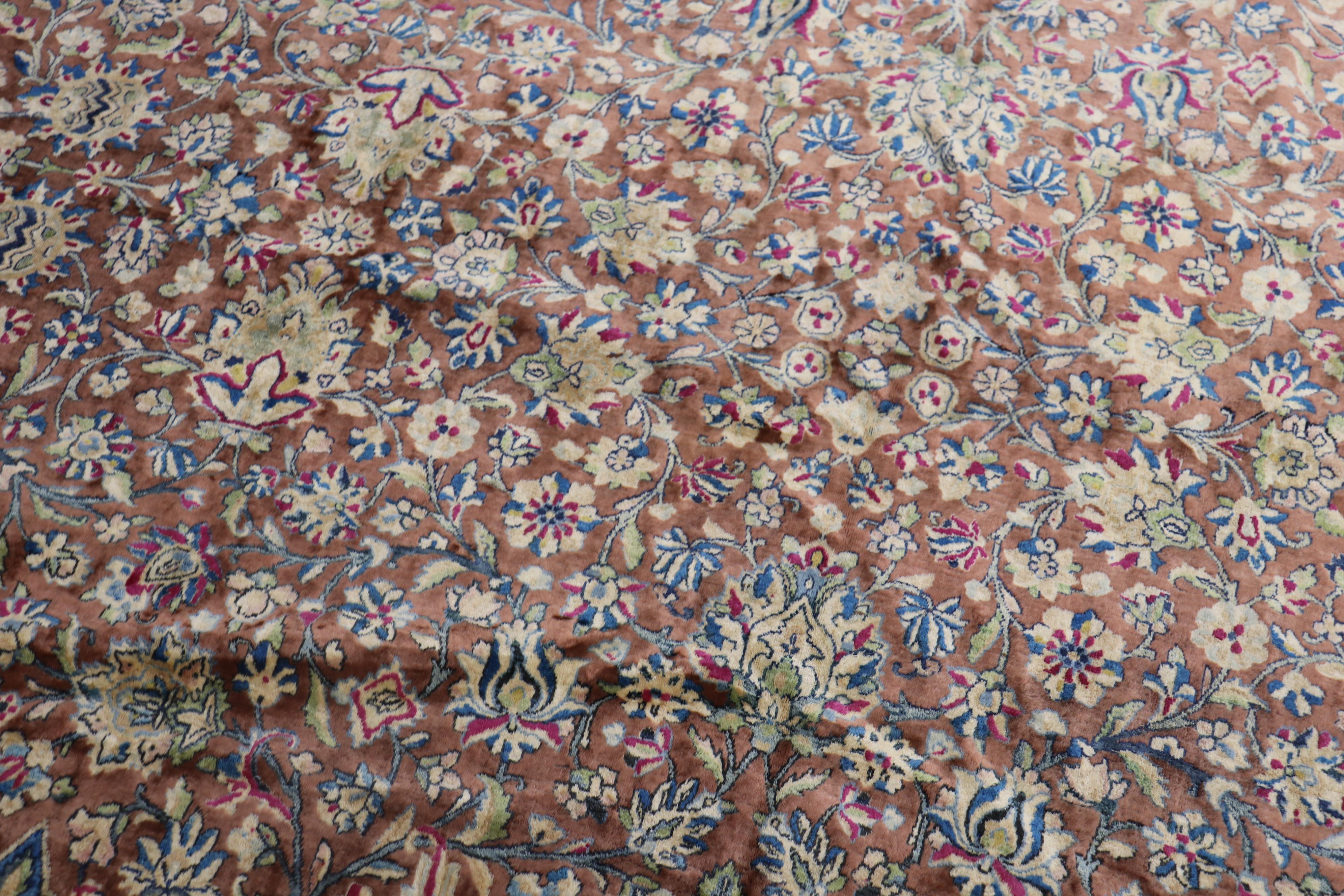 Wool Stunning Silk Sheen Indian Floral Room Size Rug For Sale