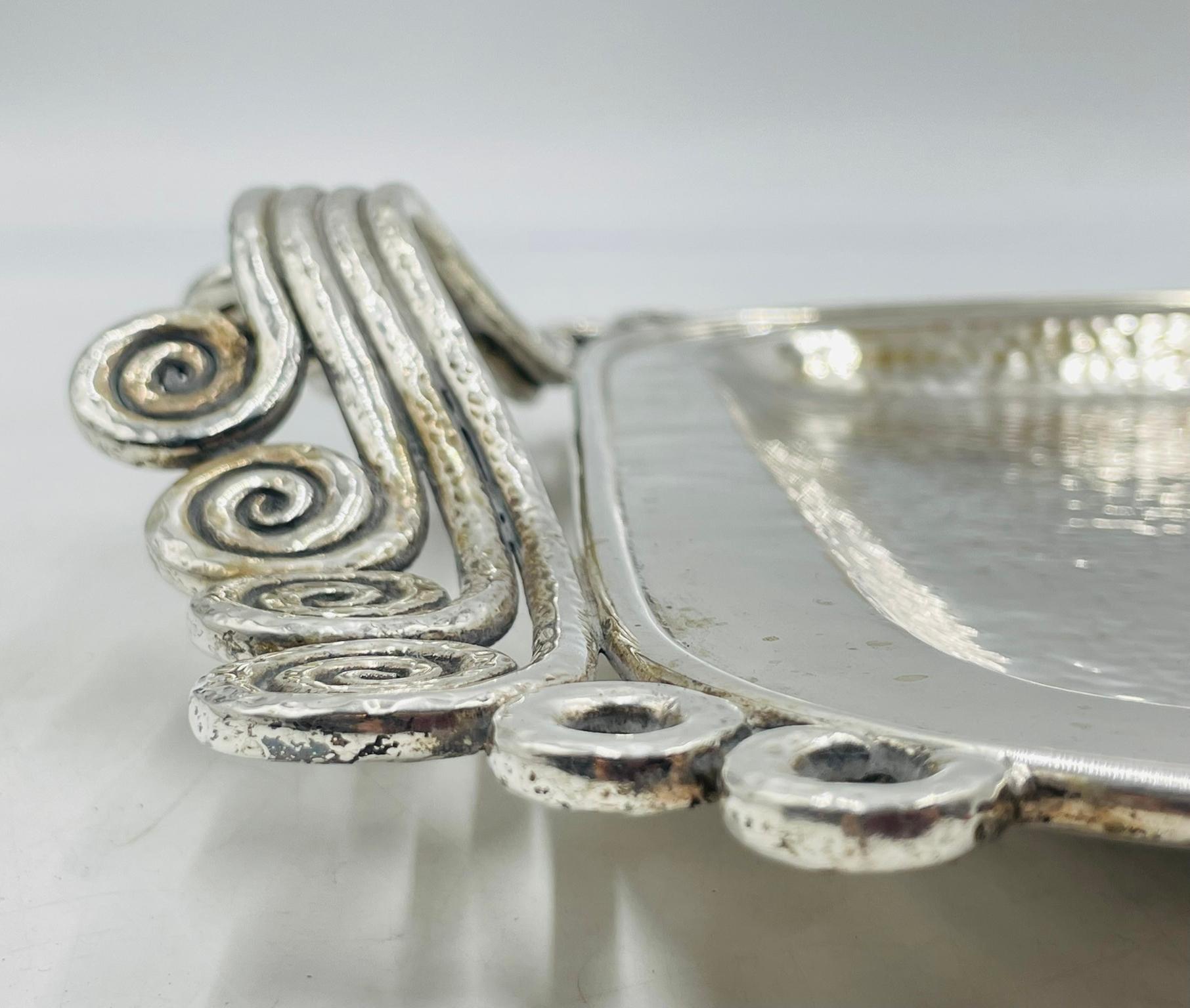 Impresionante bandeja para servir bañada en plata de Emilia Castillo, México, años 80 Silver en venta