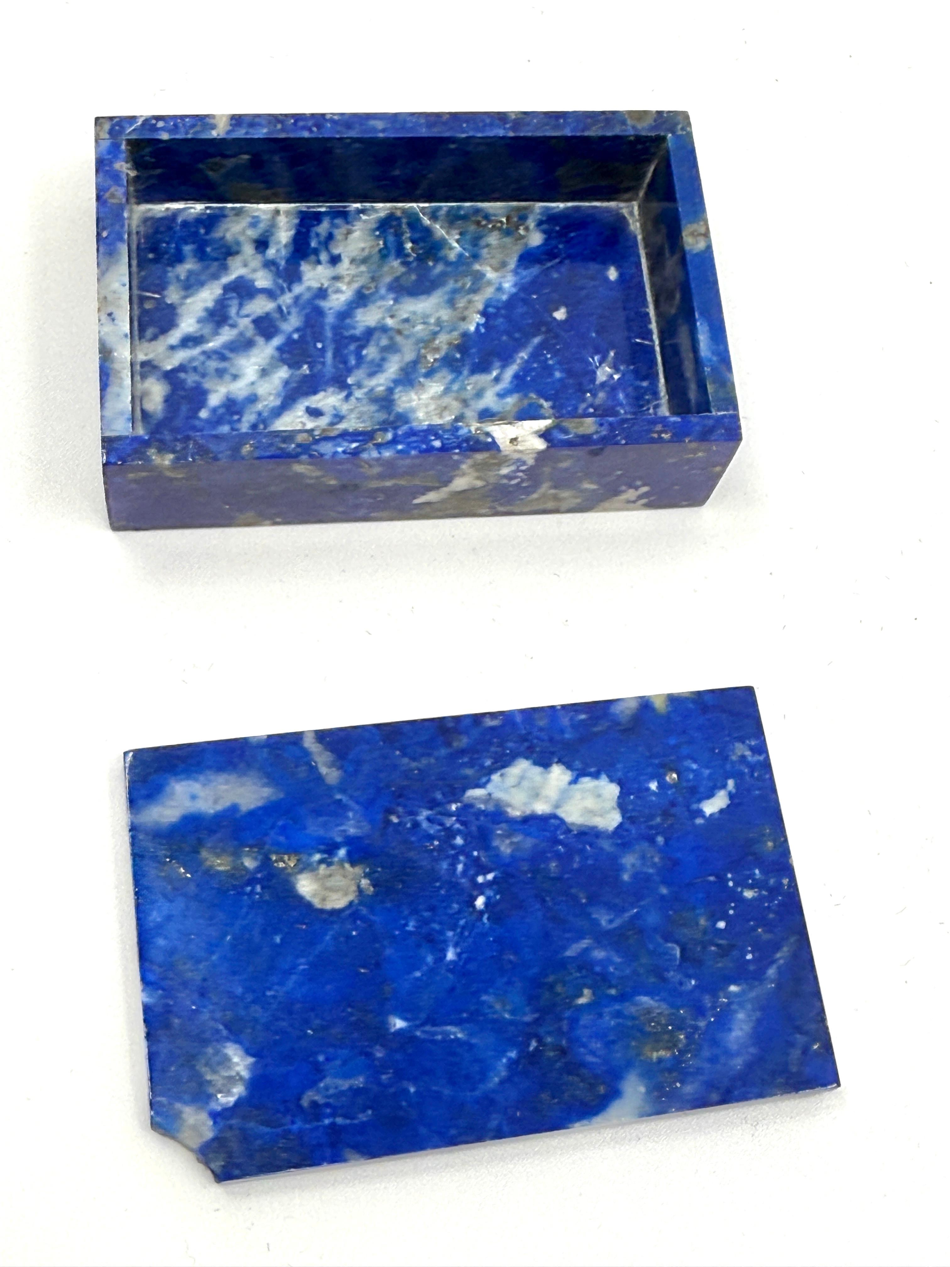 Stunning Small Agate and Lapis Boxes For Sale 7