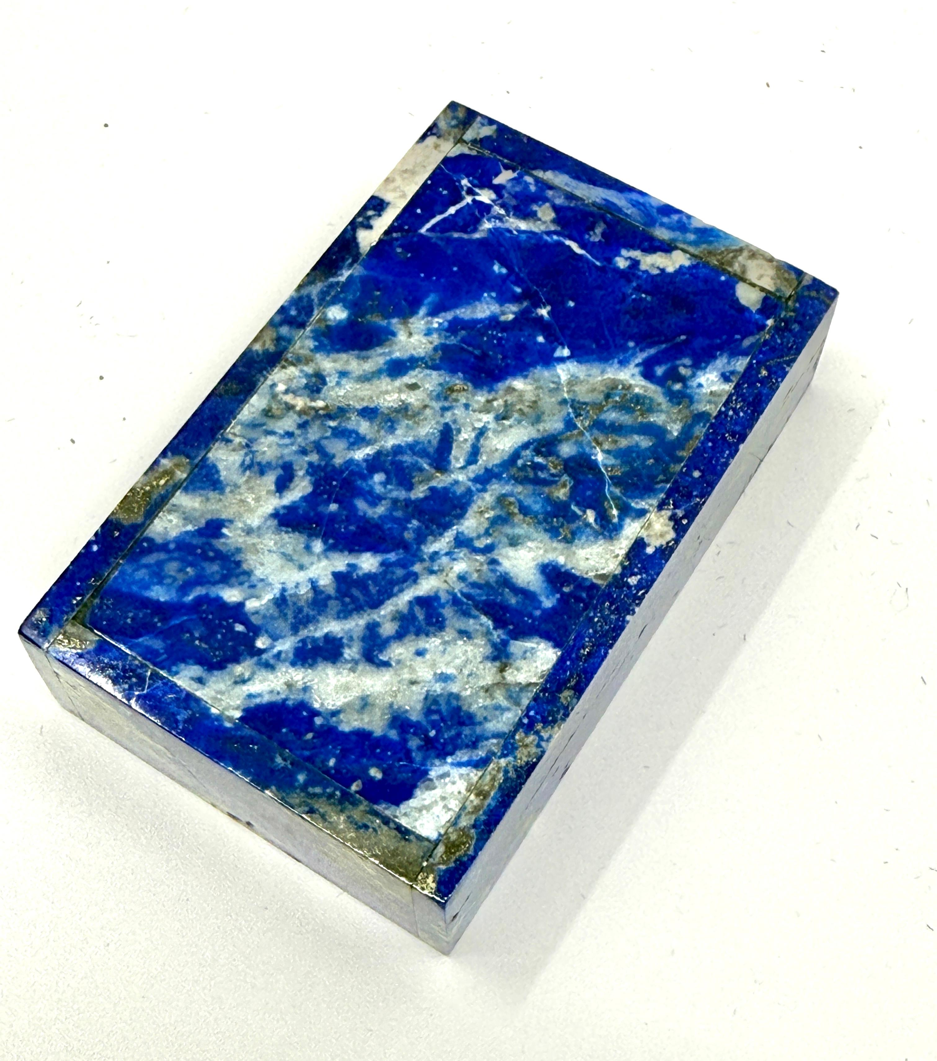 Stunning Small Agate and Lapis Boxes For Sale 9