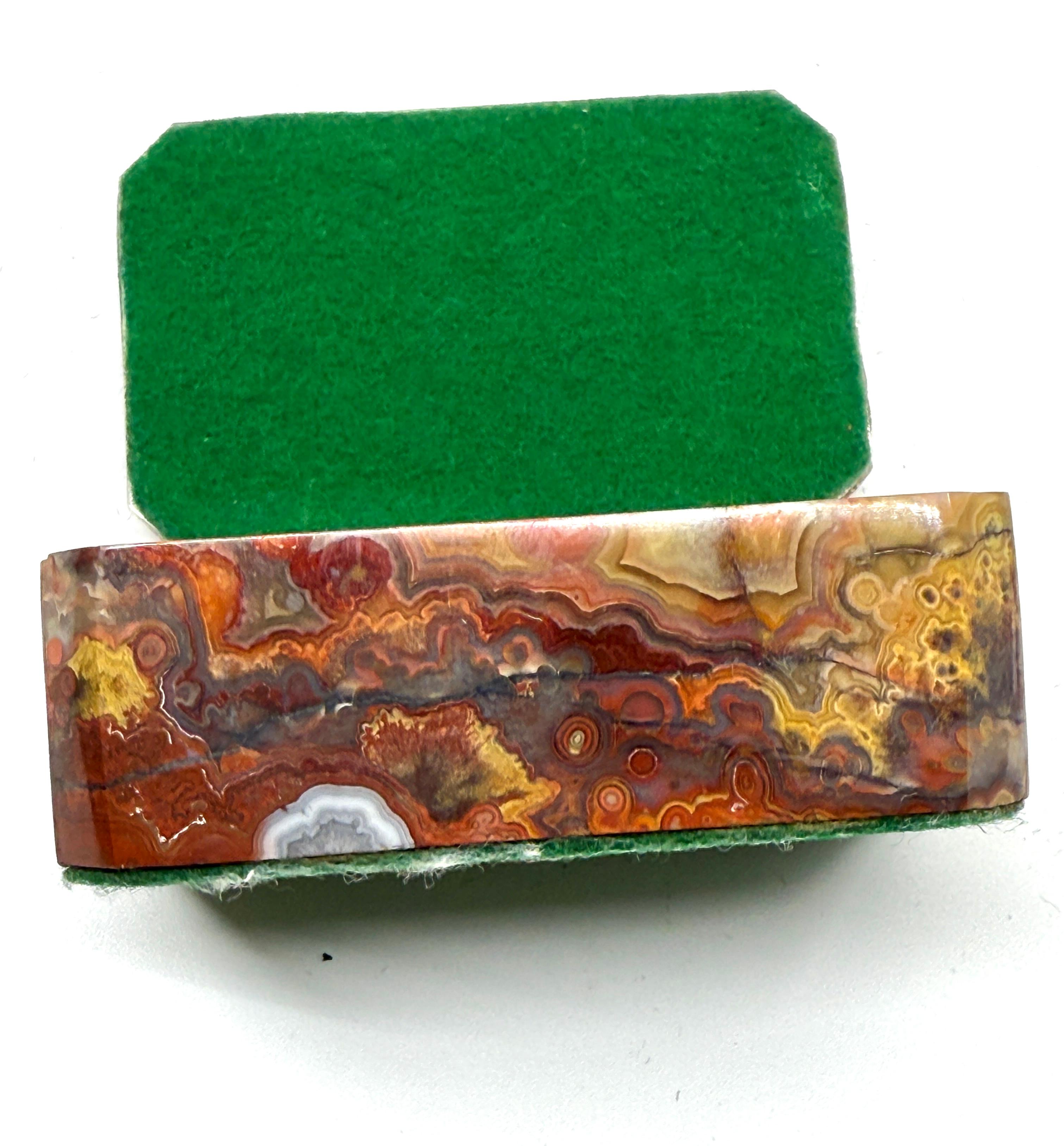 Stunning Small Agate and Lapis Boxes For Sale 1