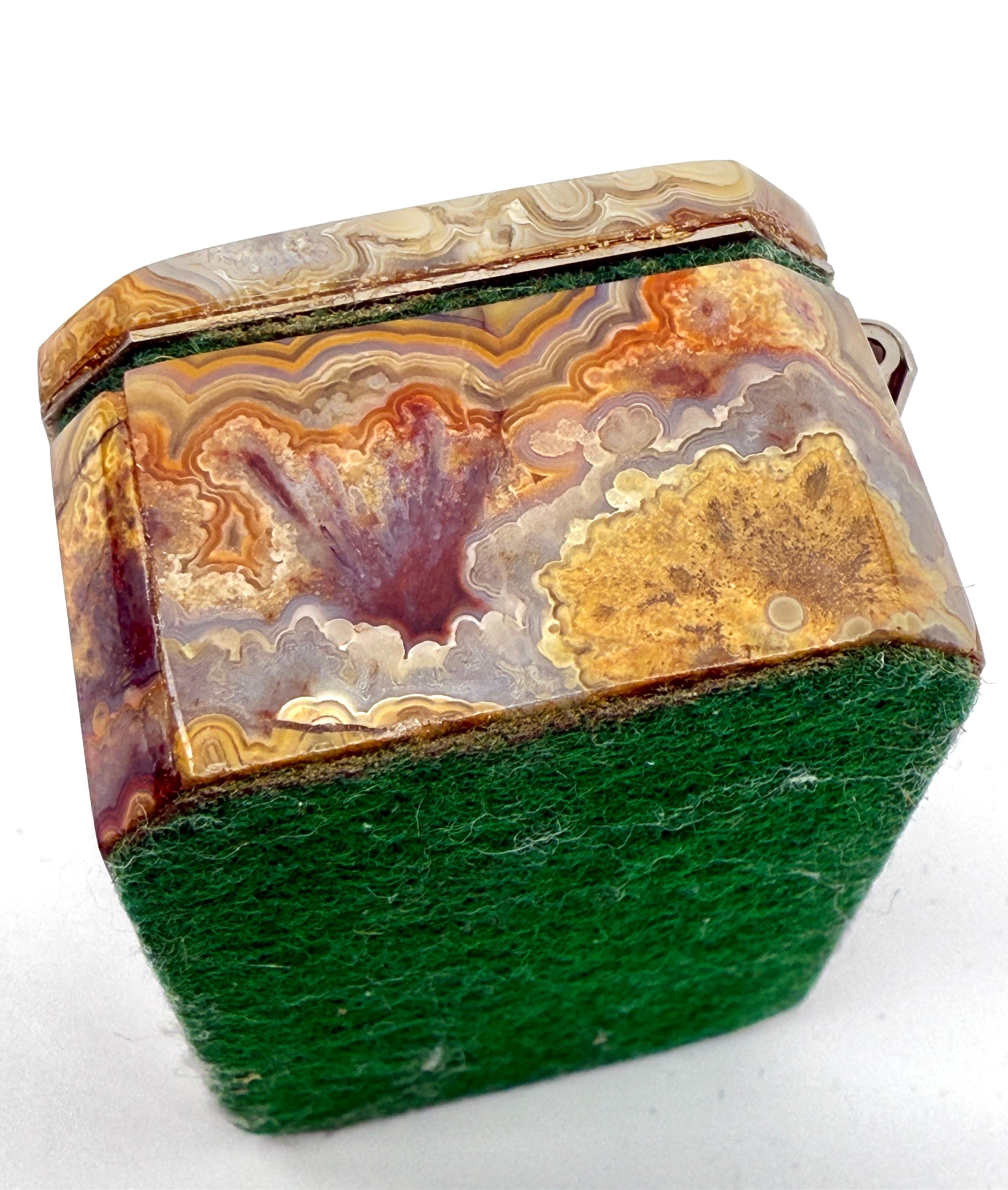 Stunning Small Agate and Lapis Boxes For Sale 2
