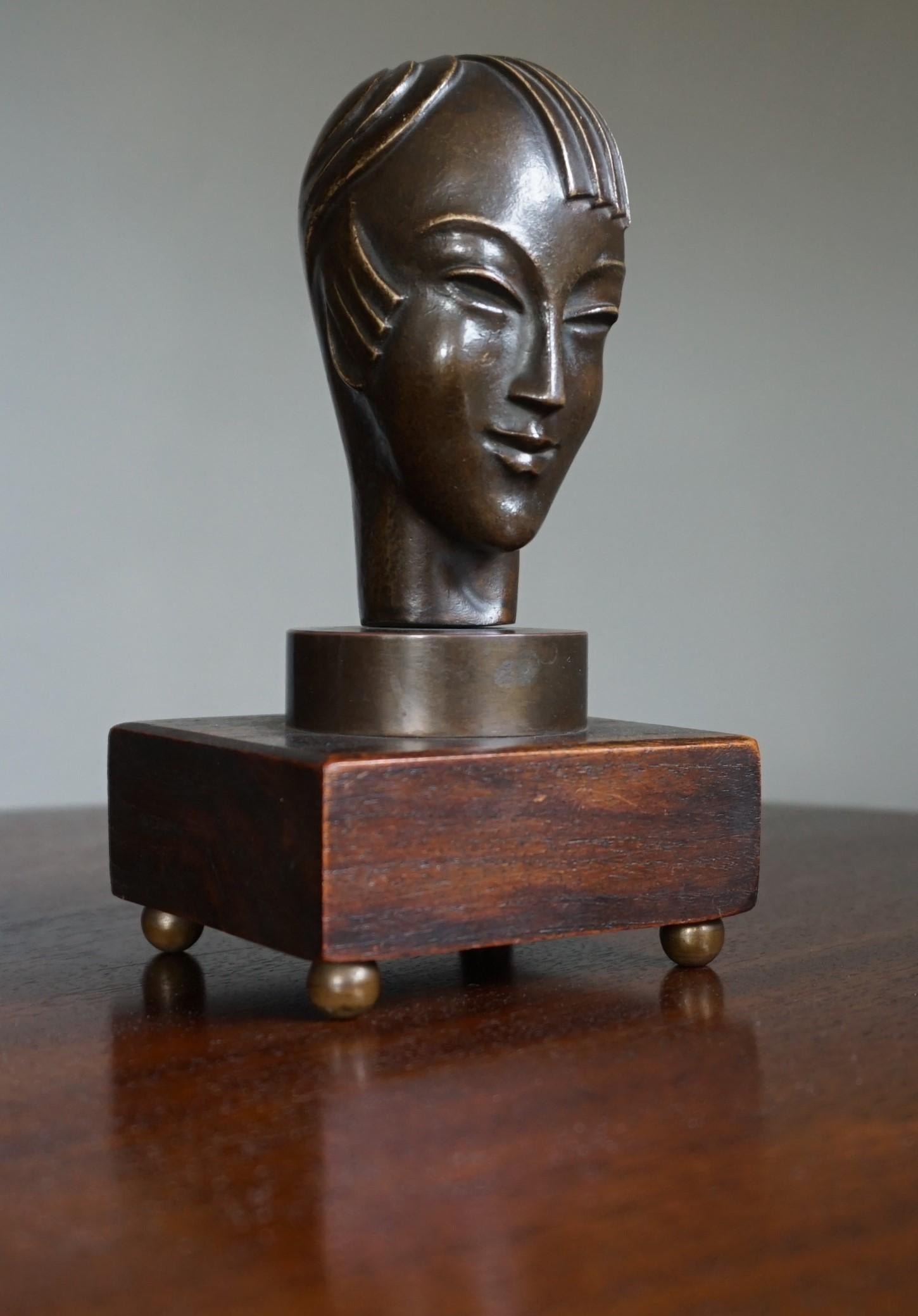 Hand-Crafted Stunning & Small Art Deco Bronze Androgynous Sculpture with Asian Look and Feel