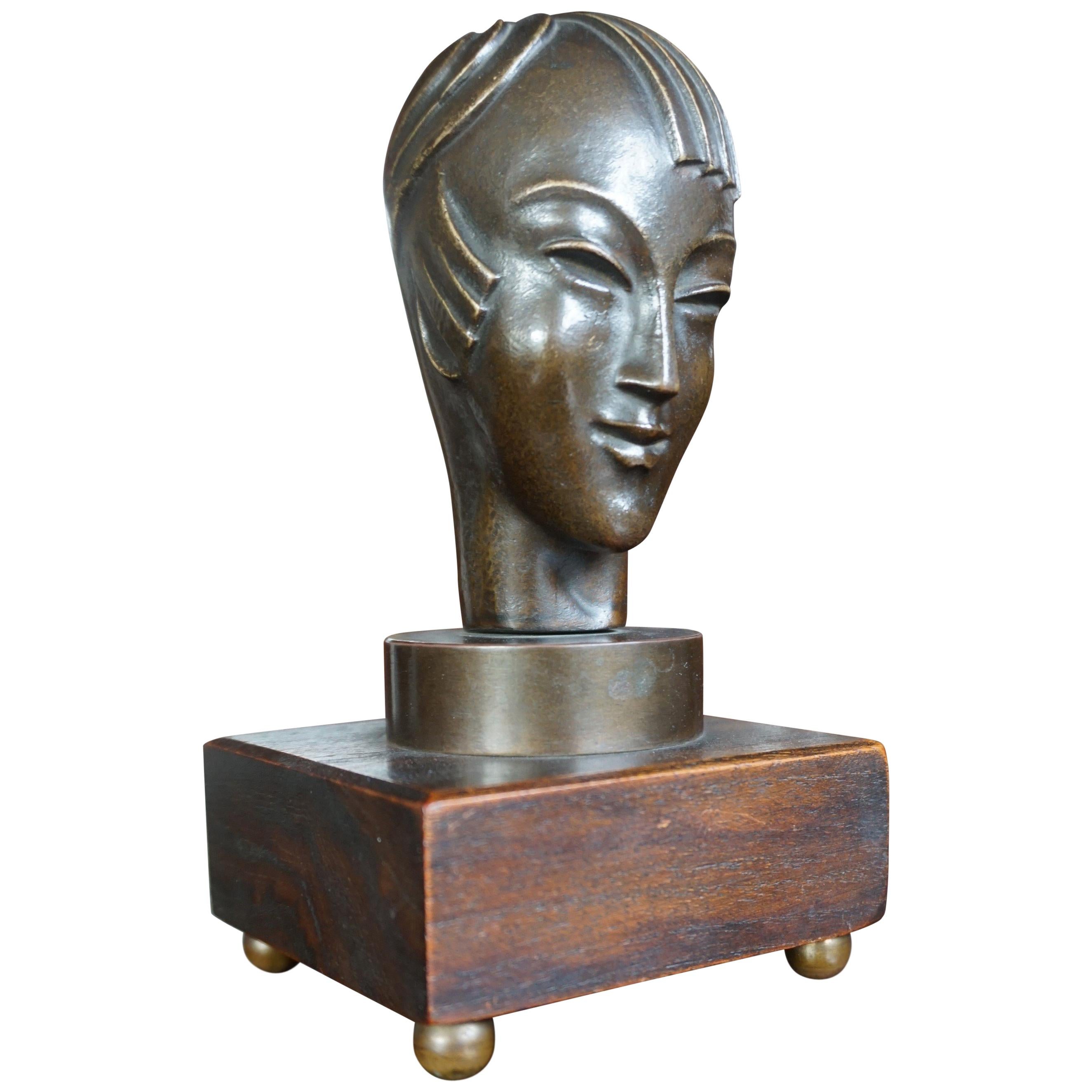 Stunning & Small Art Deco Bronze Androgynous Sculpture with Asian Look and Feel